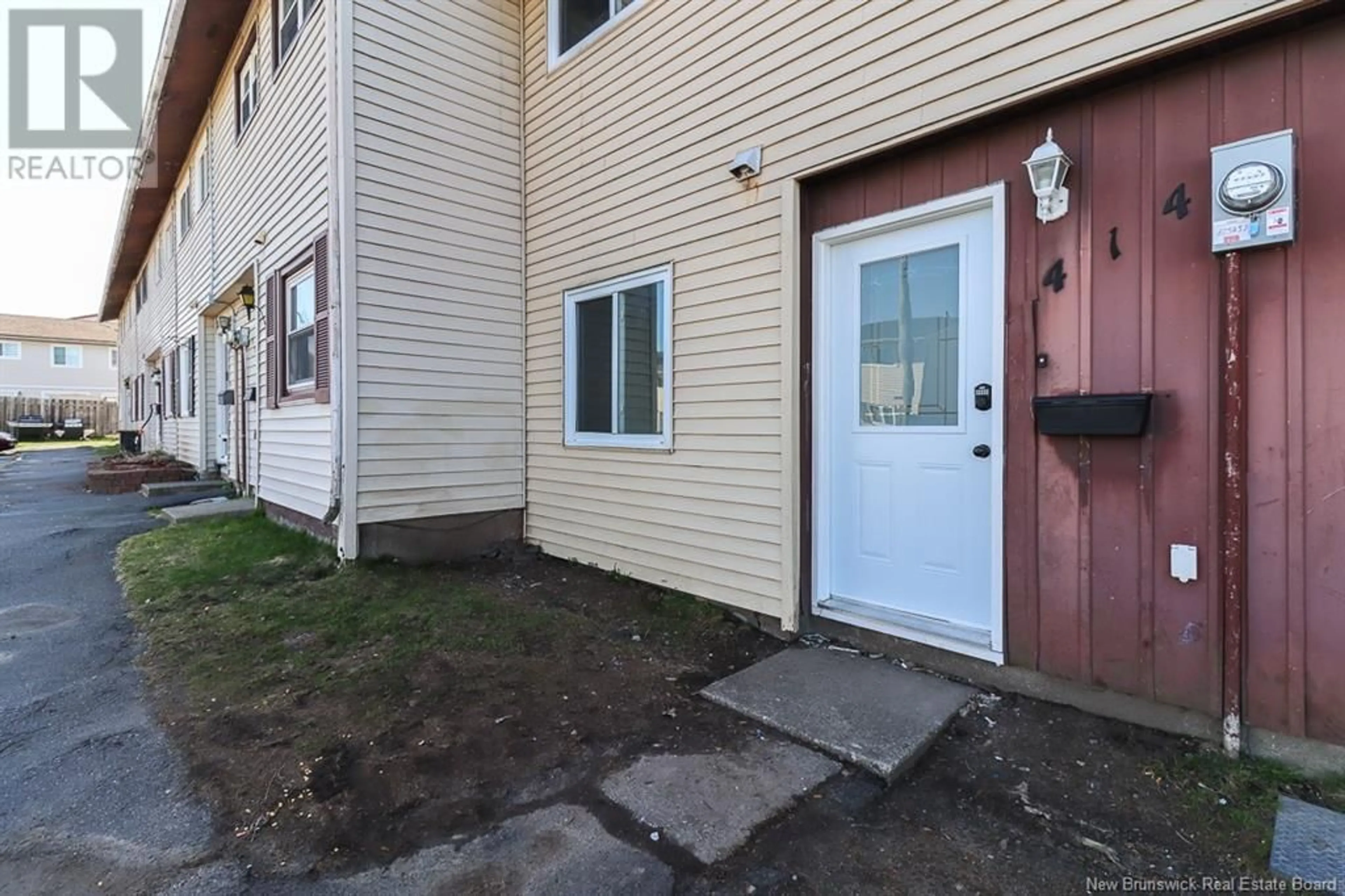 Patio, street for 414 HIGHMEADOW DRIVE, Saint John New Brunswick E2J3V1