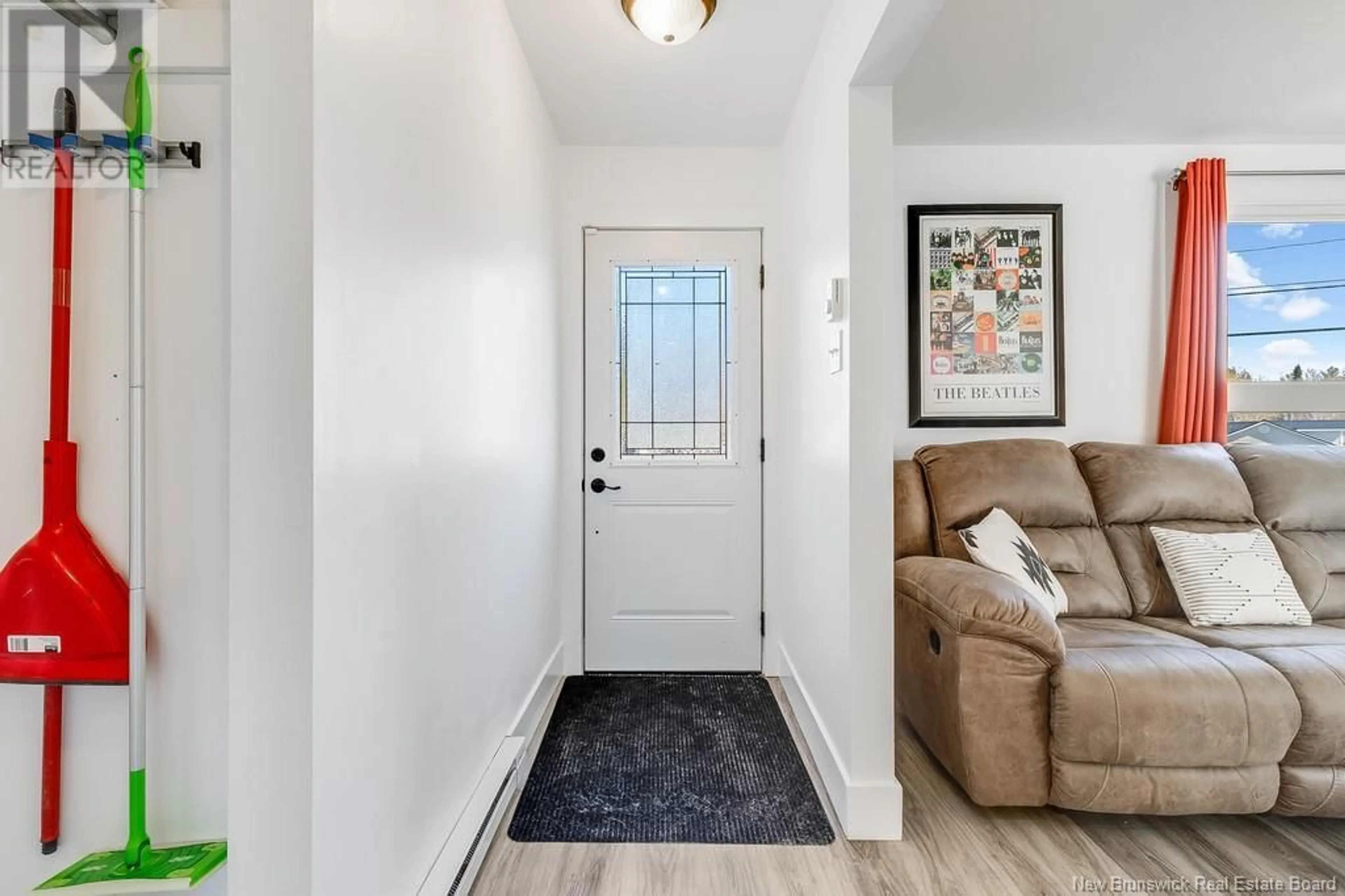 Indoor entryway for 99 WATERVILLE ROAD, Geary New Brunswick E2V3R8