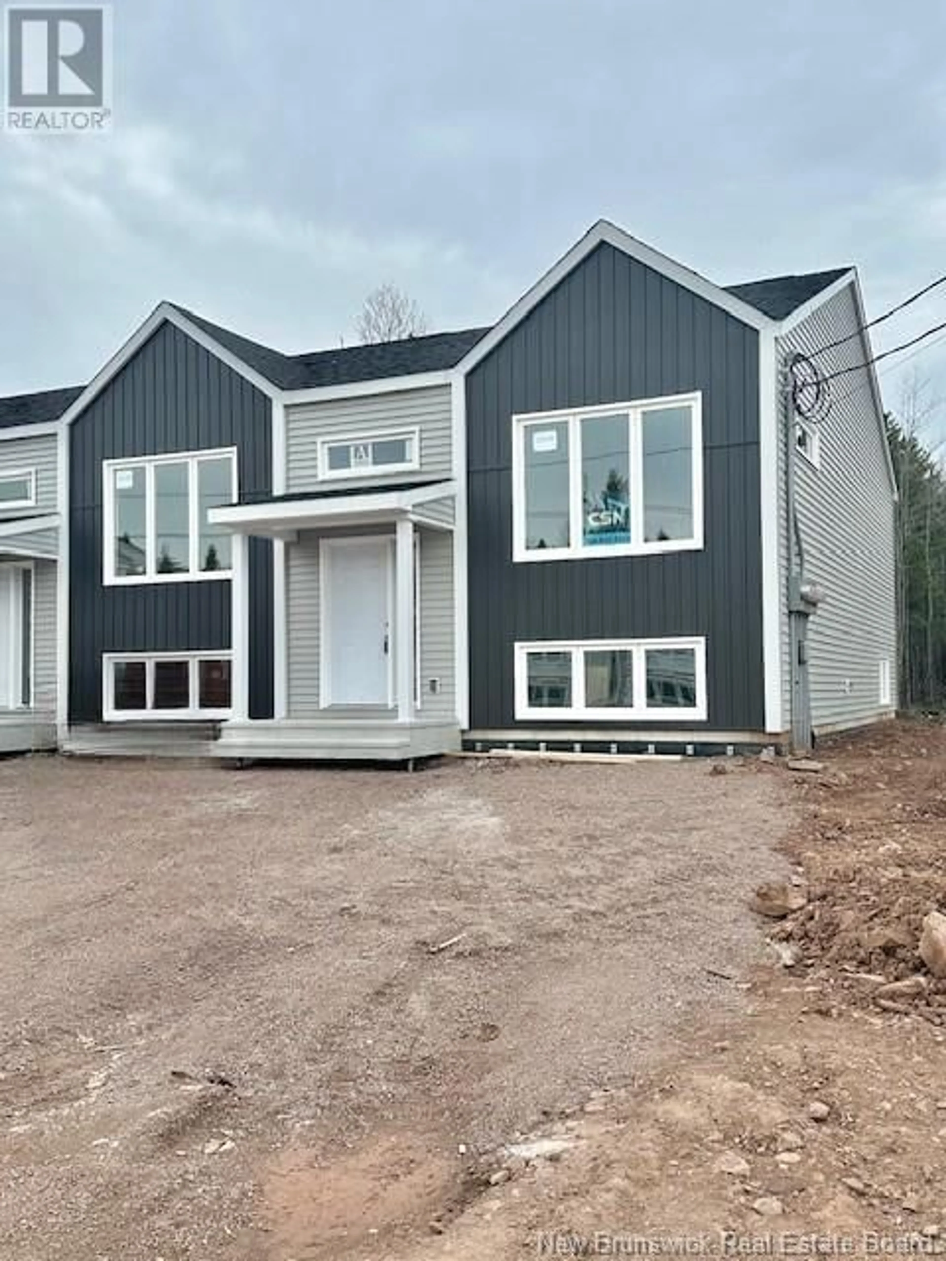 Home with vinyl exterior material, building for 269 ELSLIGER STREET, Dieppe New Brunswick E1K0A5