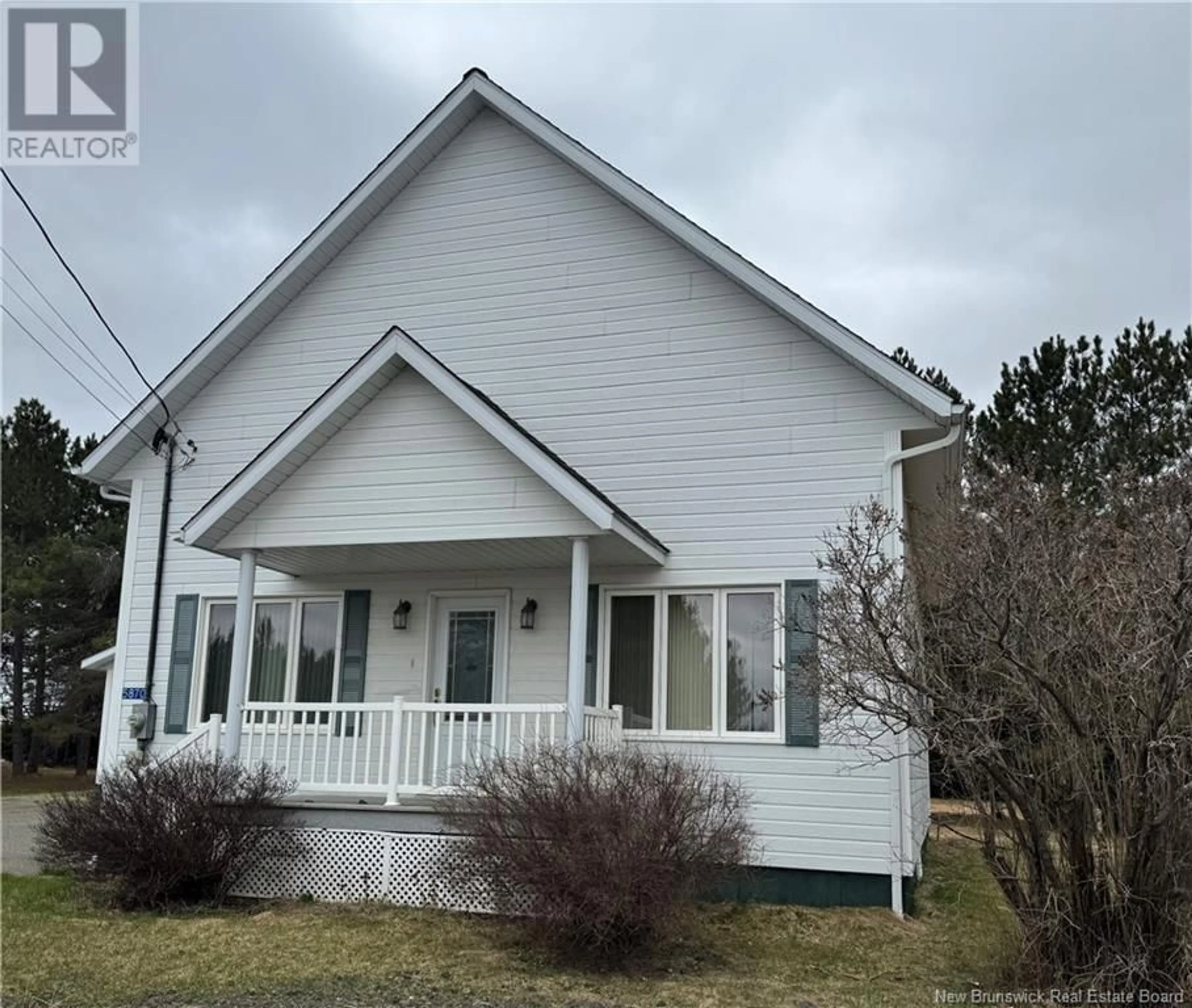 Home with vinyl exterior material, unknown for 5870 17 ROUTE, Saint-Quentin New Brunswick E8A2J1