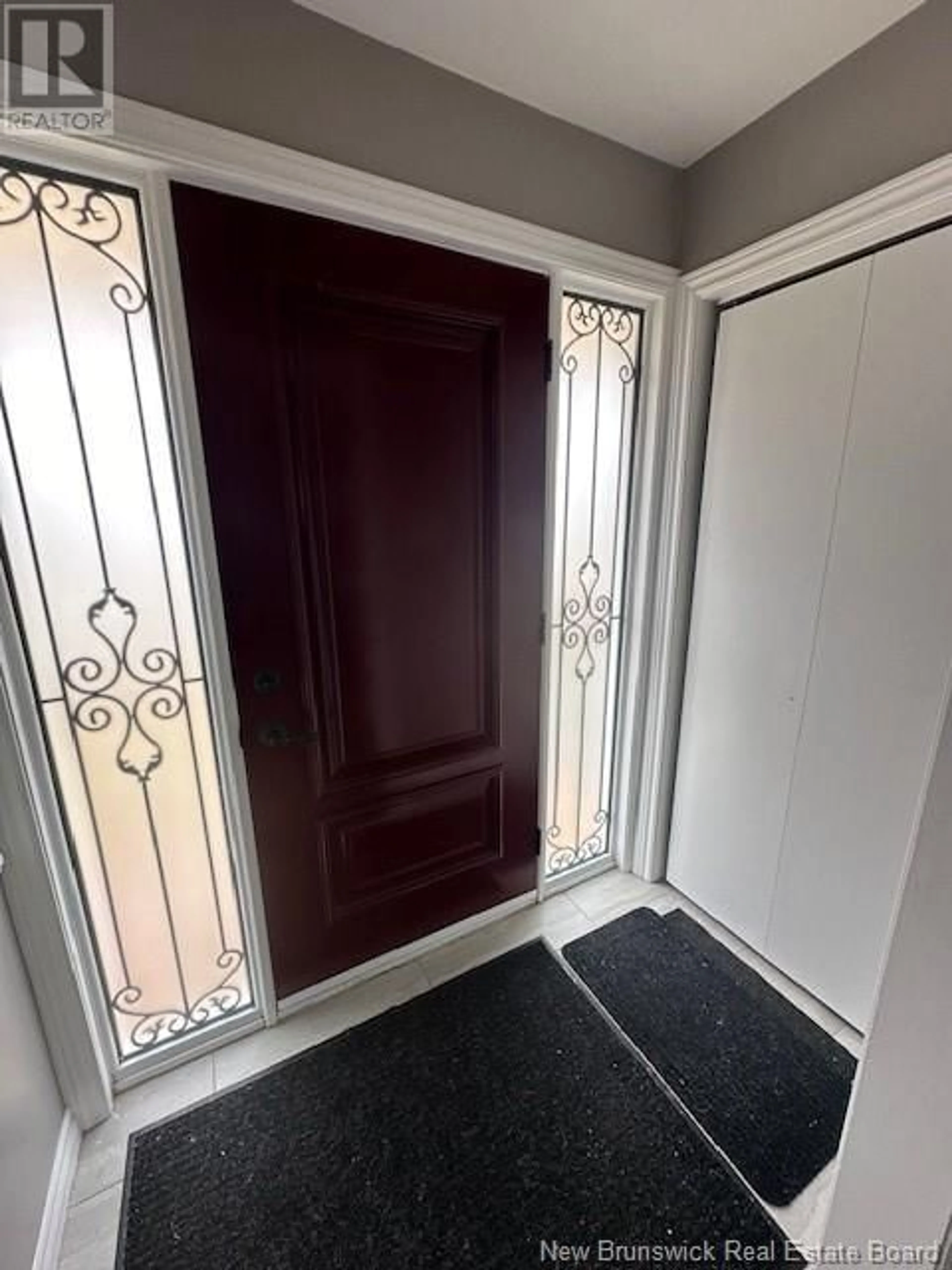 Indoor foyer for 293 TURGEON COURT, Dalhousie New Brunswick E8C2P4