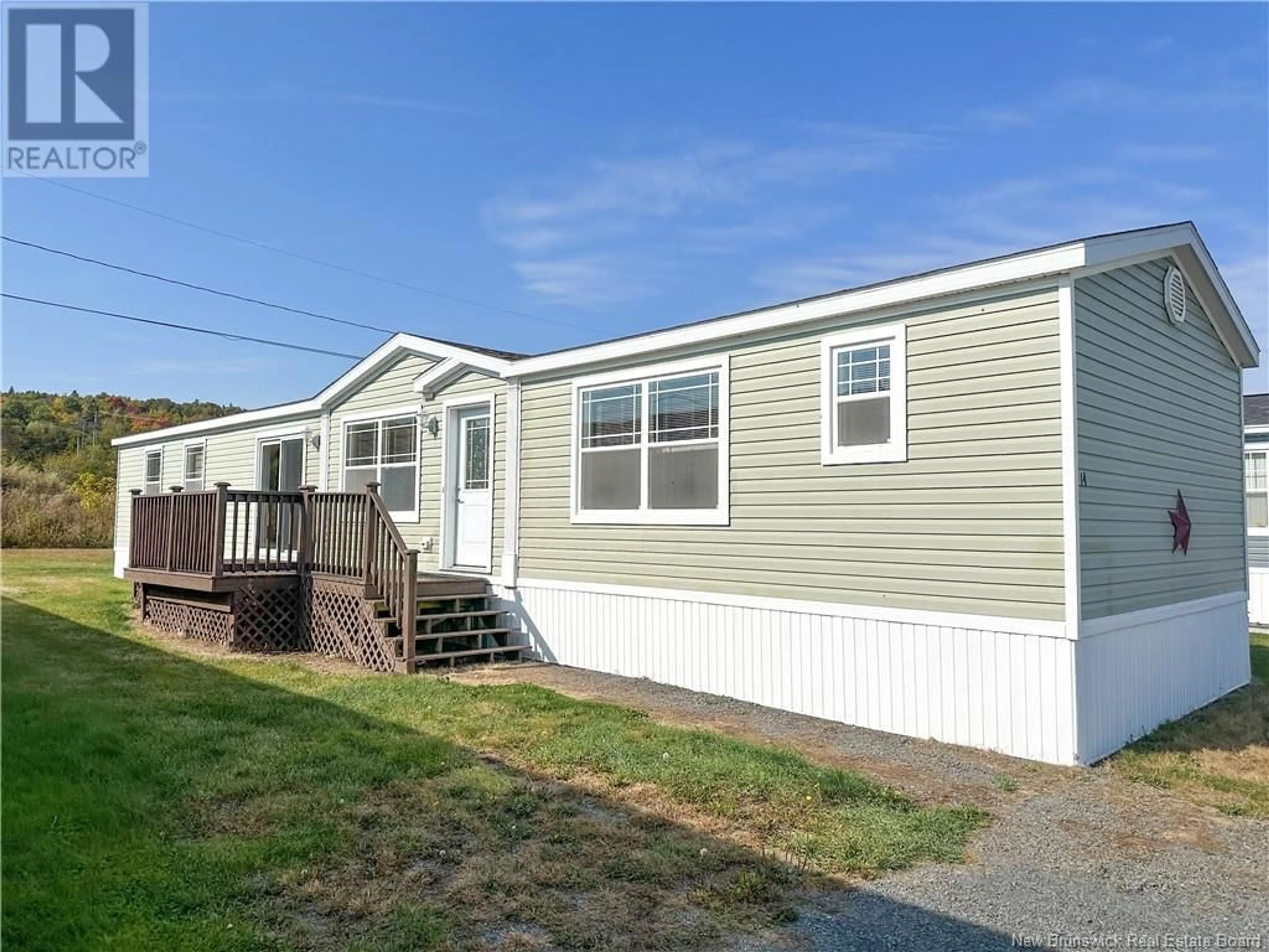 Home with vinyl exterior material, unknown for 14 IVORY COURT, Woodstock New Brunswick E7M0G5