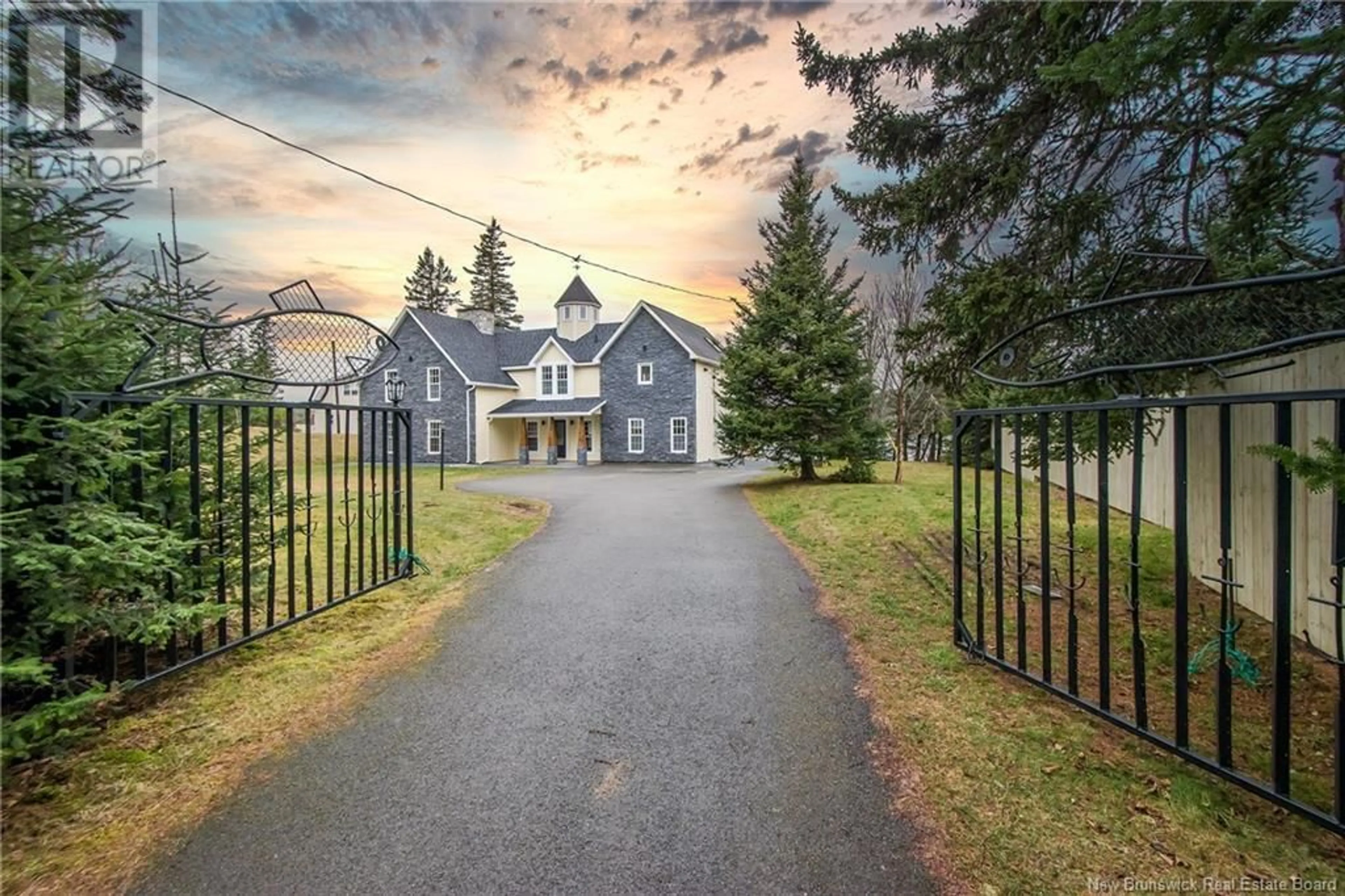 A pic from outside/outdoor area/front of a property/back of a property/a pic from drone, street for 76 HOLLAND ROAD, Seeleys Cove New Brunswick E5H2G4