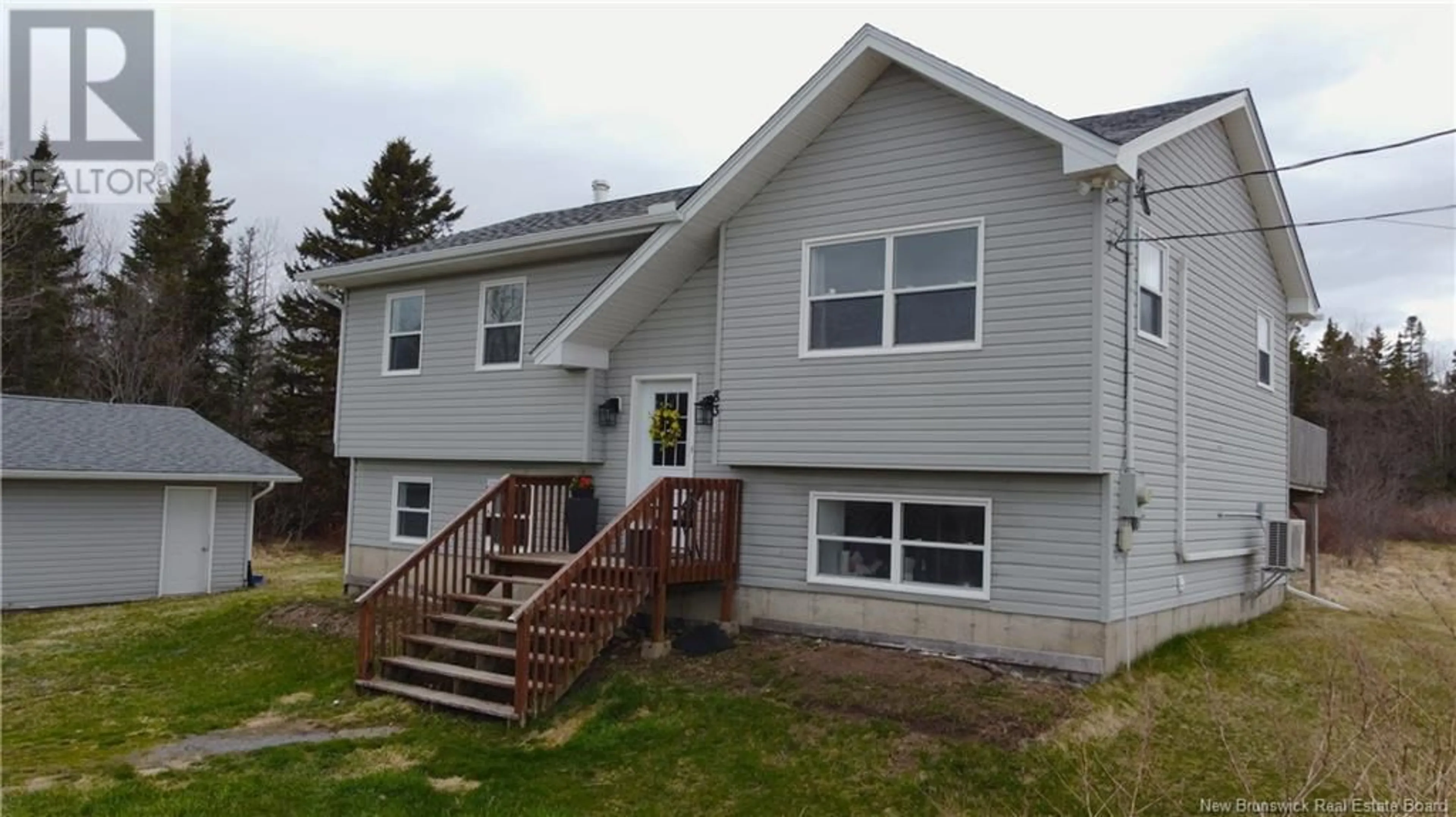 Home with vinyl exterior material, building for 83 GOLDSWORTHY ROAD, Saint John New Brunswick E2J4V1