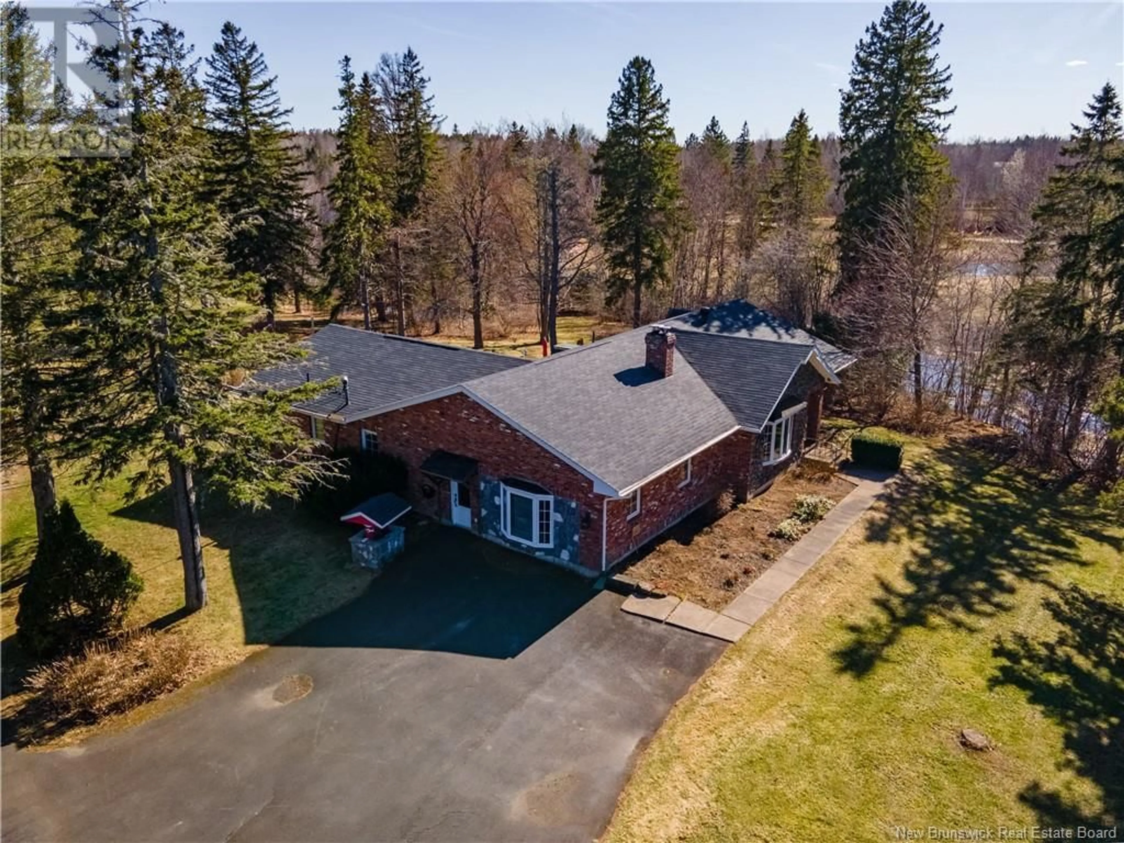 A pic from outside/outdoor area/front of a property/back of a property/a pic from drone, unknown for 1583 SHEDIAC RIVER ROAD, Shediac River New Brunswick E4R1V6