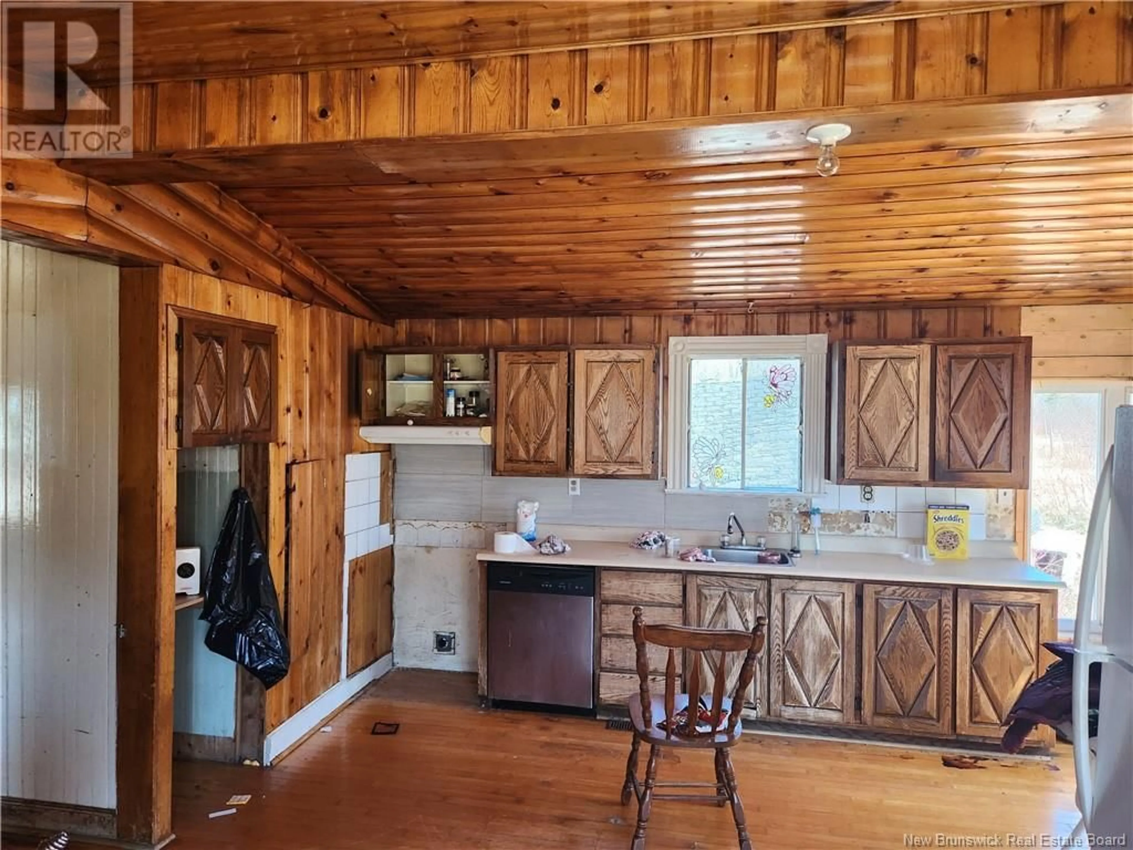 Standard kitchen, wood/laminate floor for 12 BURNSVILLE, Burnsville New Brunswick E8R1S5