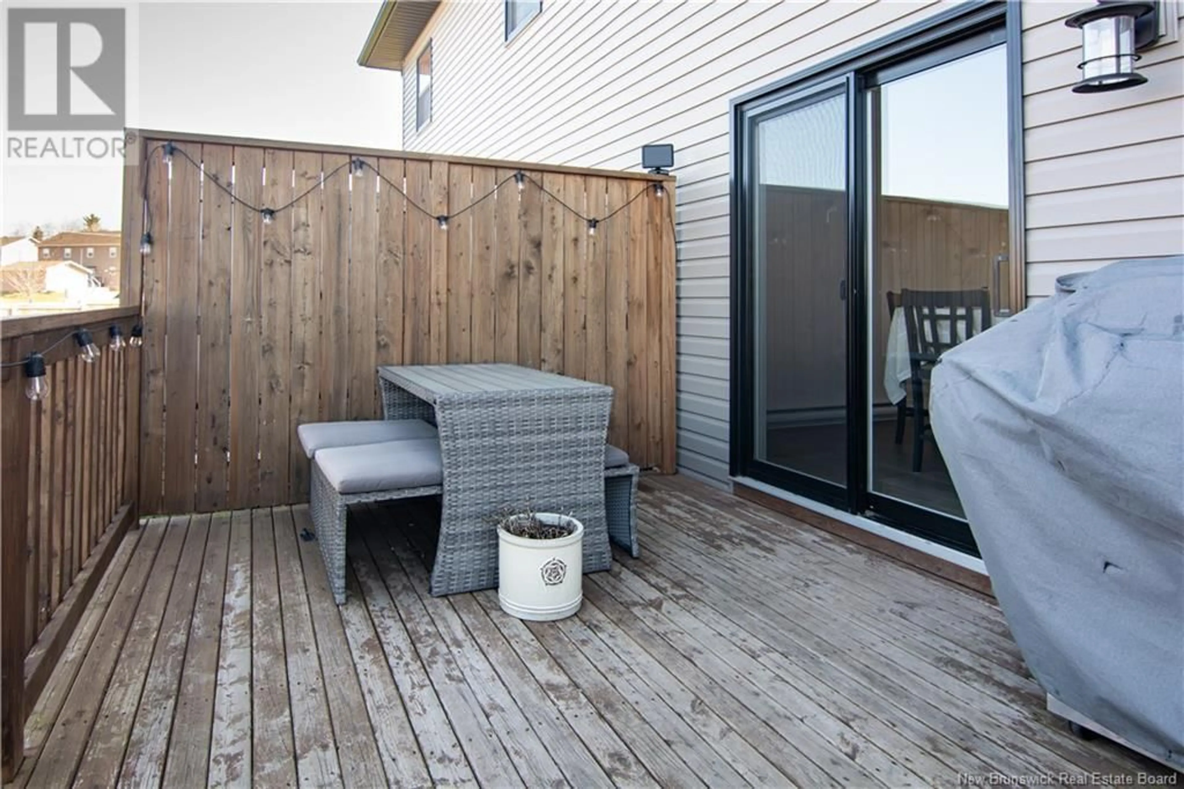 Patio, street for 28 EDINGTON STREET, Moncton New Brunswick E1E0G6