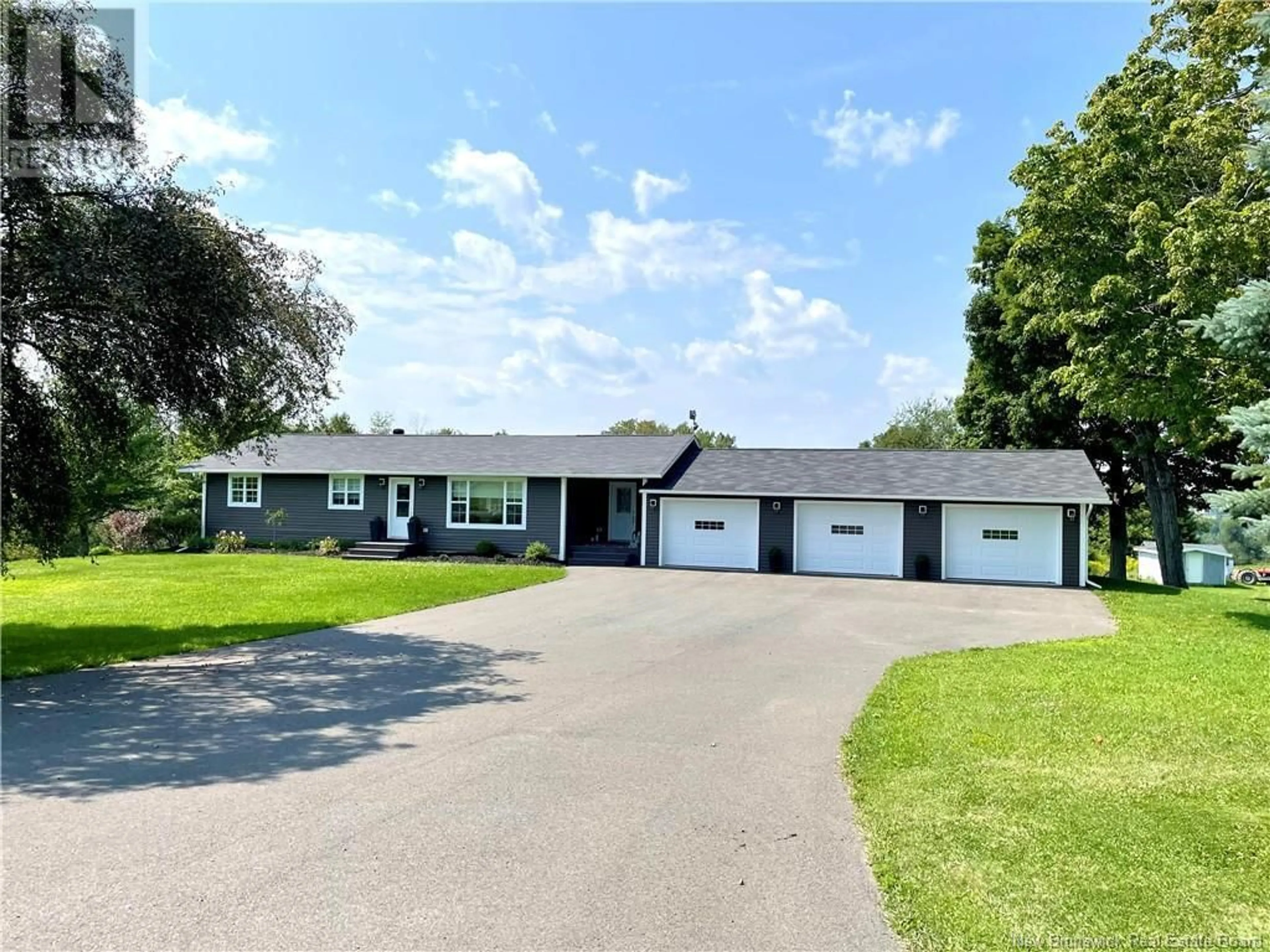 A pic from outside/outdoor area/front of a property/back of a property/a pic from drone, street for 615 ROCKLAND ROAD, Rockland New Brunswick E7P1G4