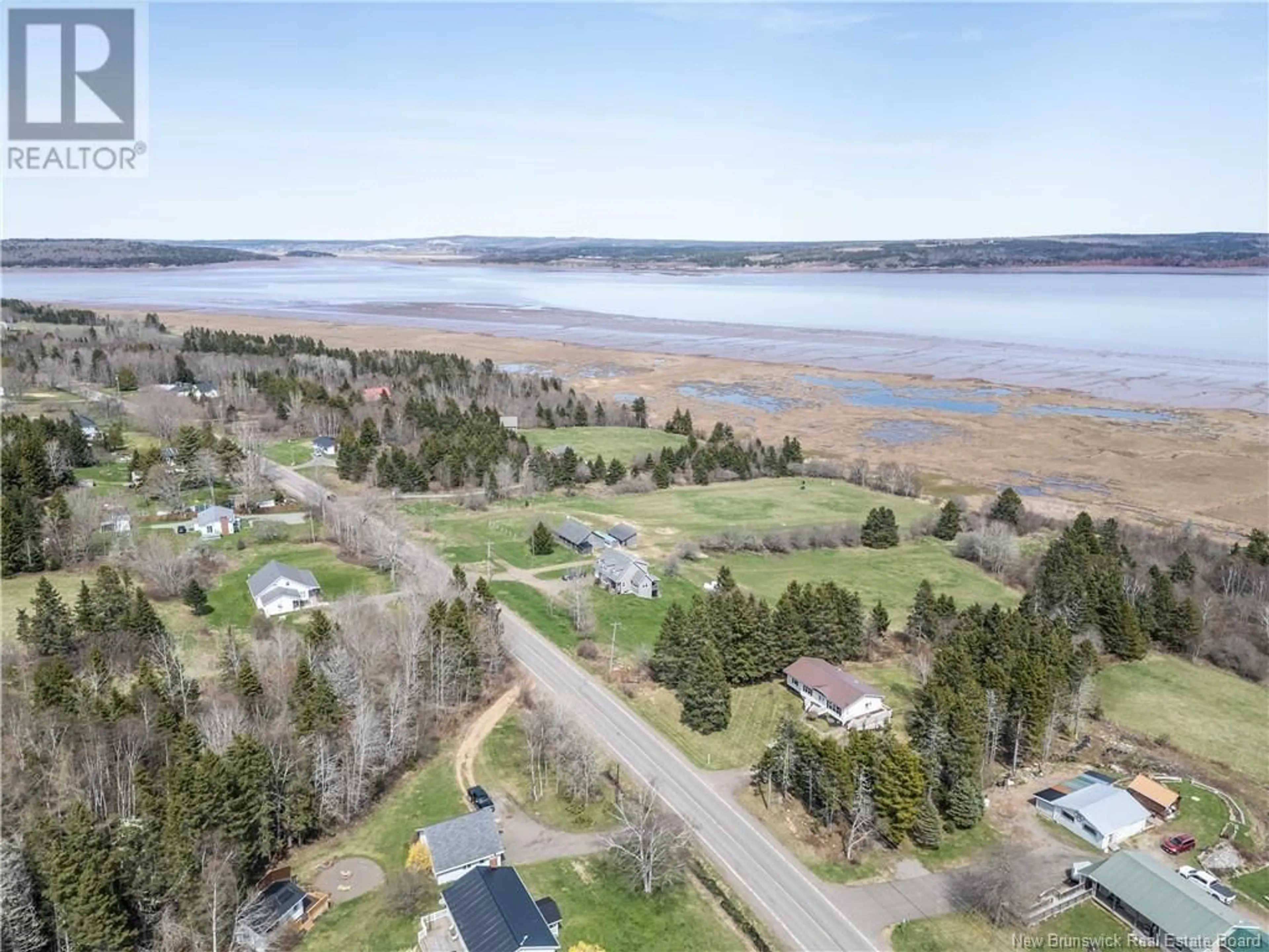 A pic from outside/outdoor area/front of a property/back of a property/a pic from drone, water/lake/river/ocean view for 4071 ROUTE 114, Hopewell Cape New Brunswick E4H3J3