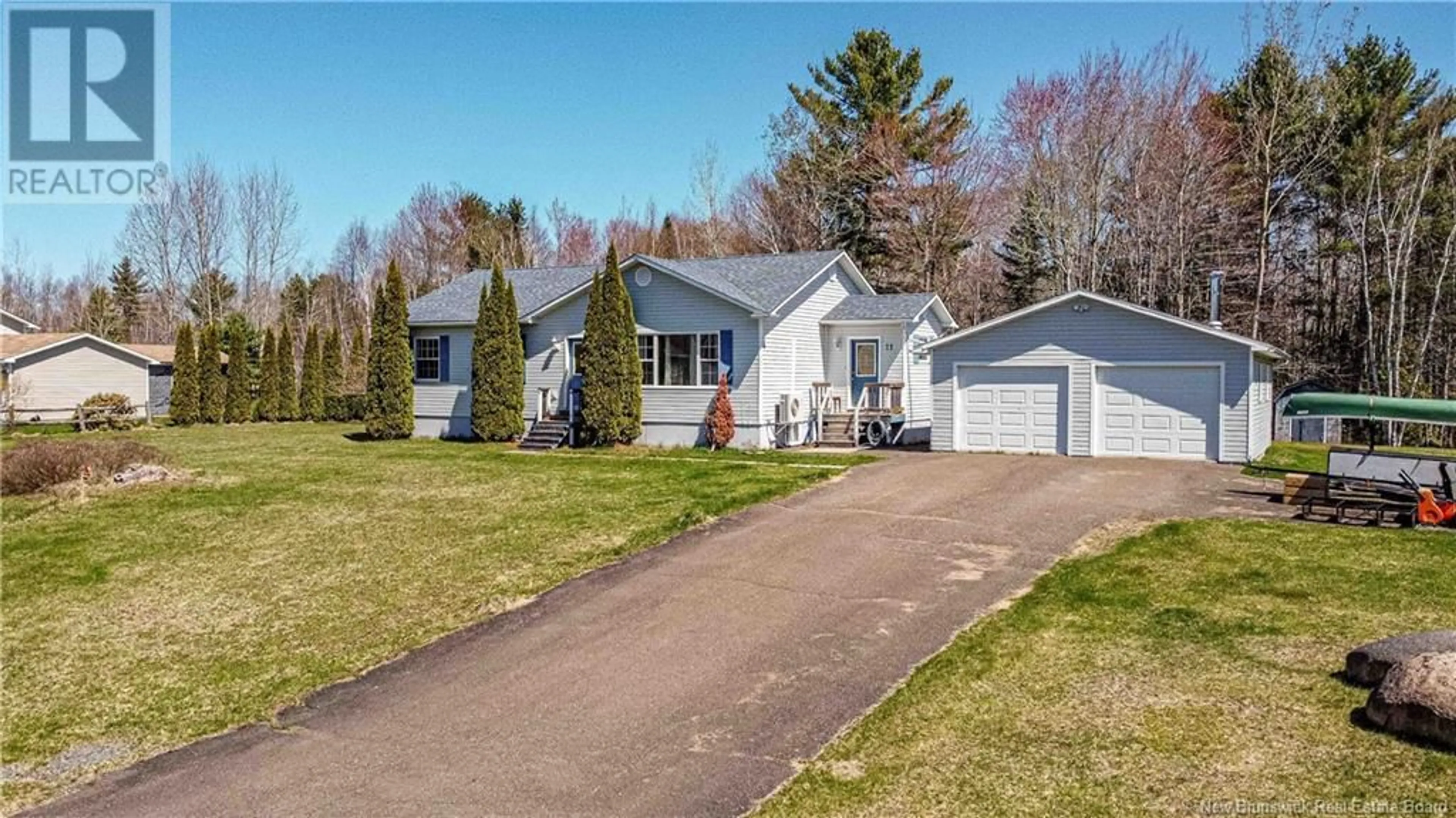 A pic from outside/outdoor area/front of a property/back of a property/a pic from drone, street for 11 BRADLEY STREET, Burton New Brunswick E2V3L3