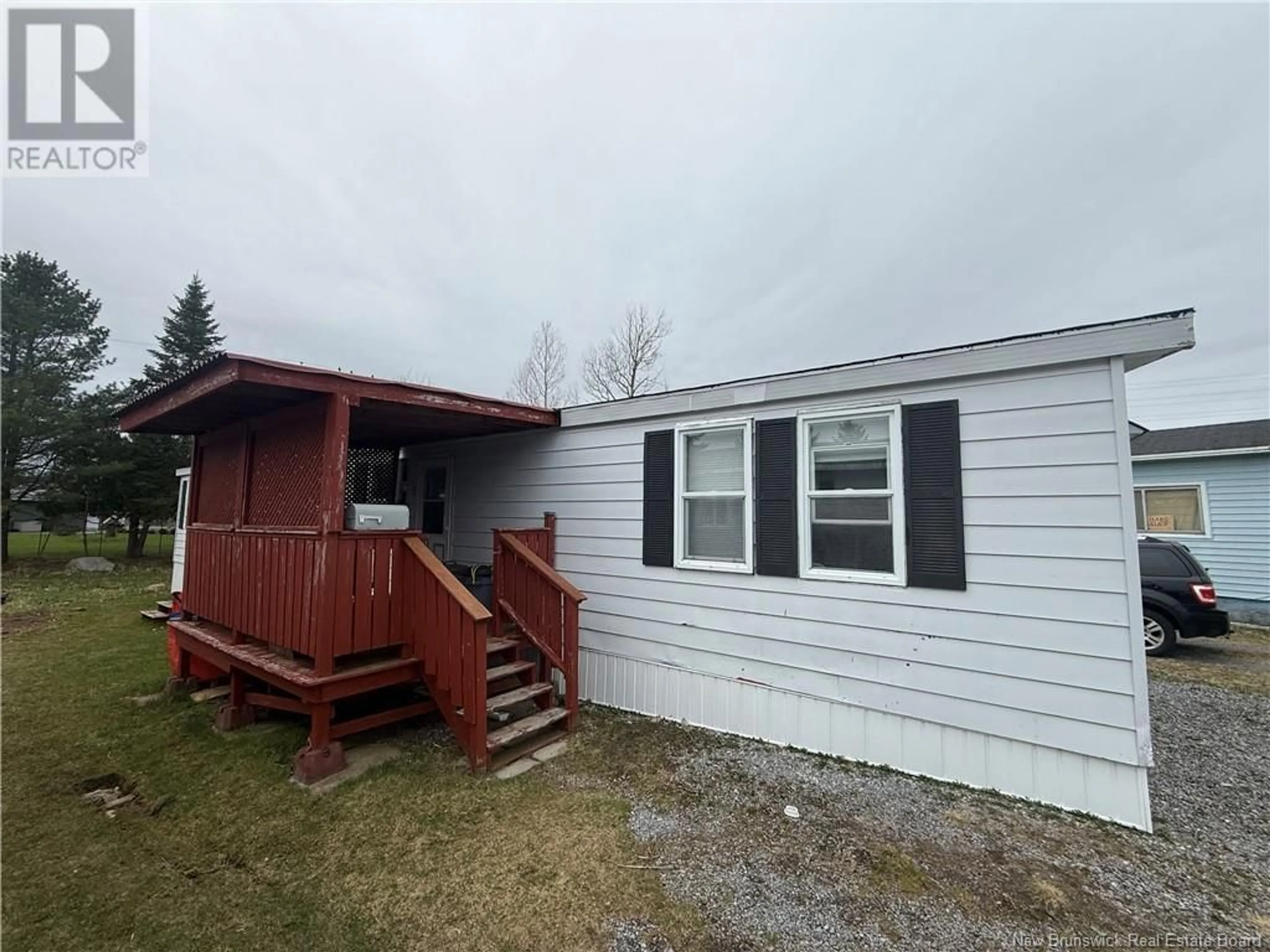 Home with vinyl exterior material, unknown for 42 VIOLET STREET, Saint John New Brunswick E2M5M4