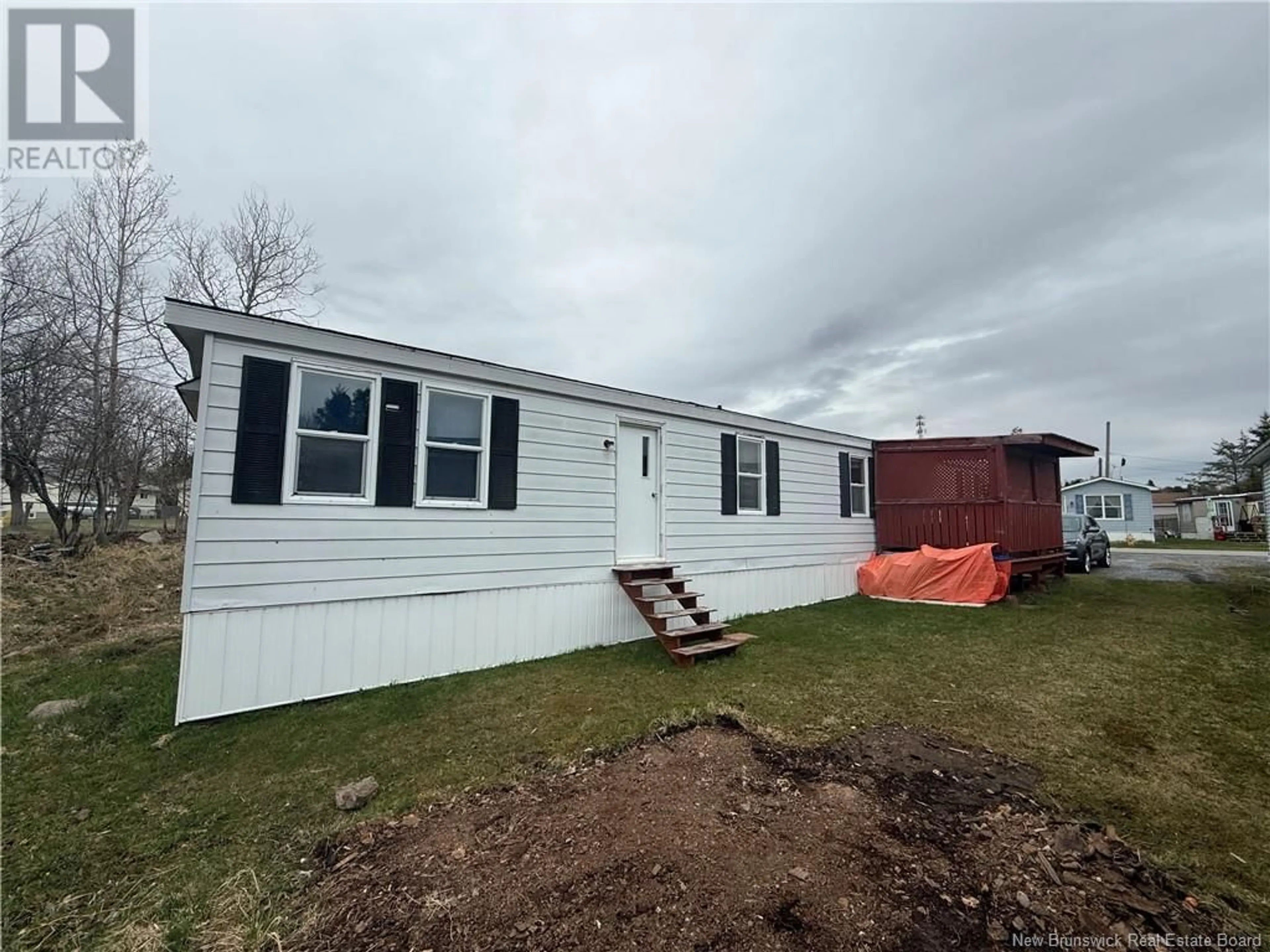 Home with vinyl exterior material, building for 42 VIOLET STREET, Saint John New Brunswick E2M5M4