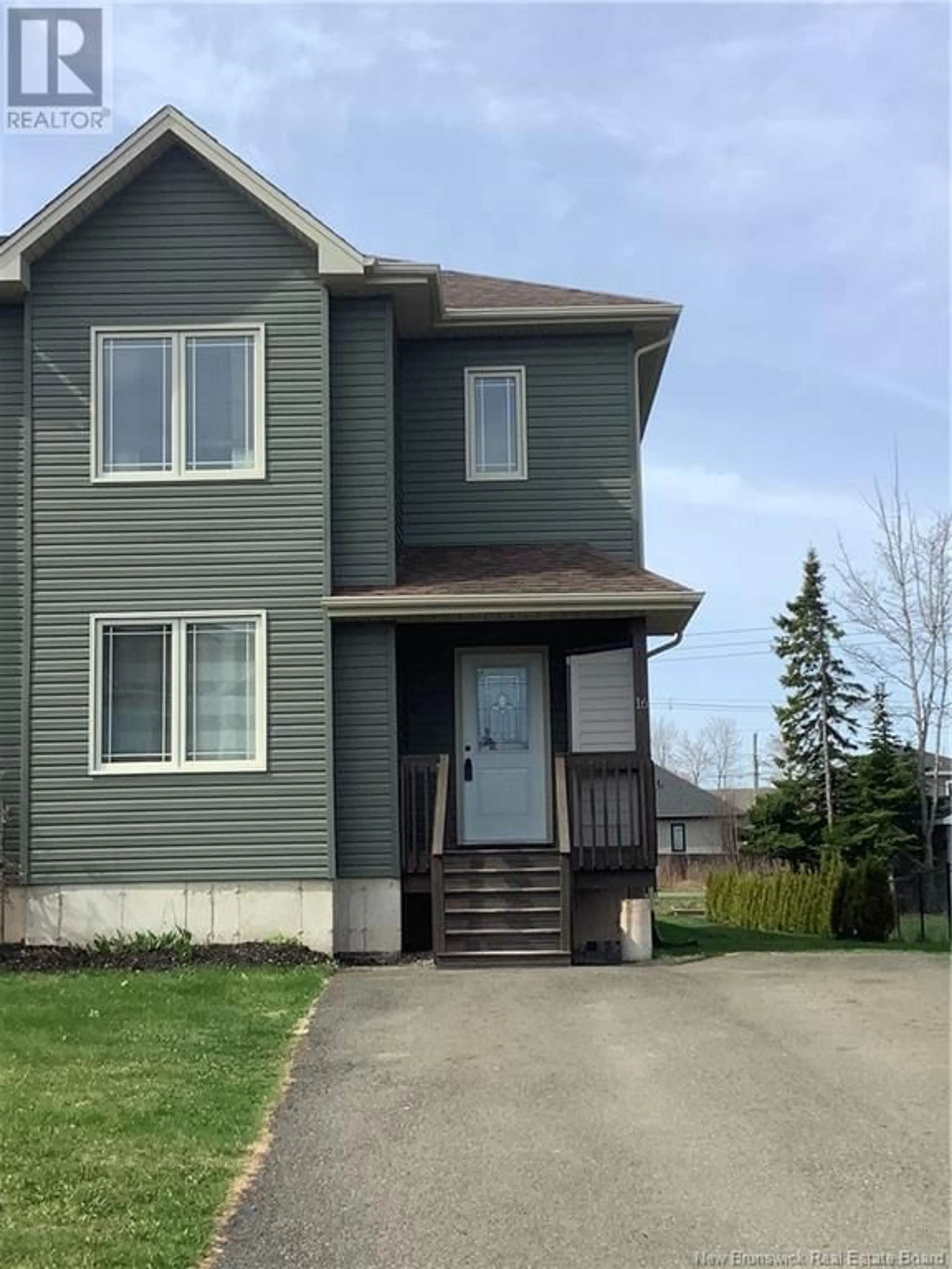 Home with vinyl exterior material, street for 16 JANICK COURT, Moncton New Brunswick E1A9L6