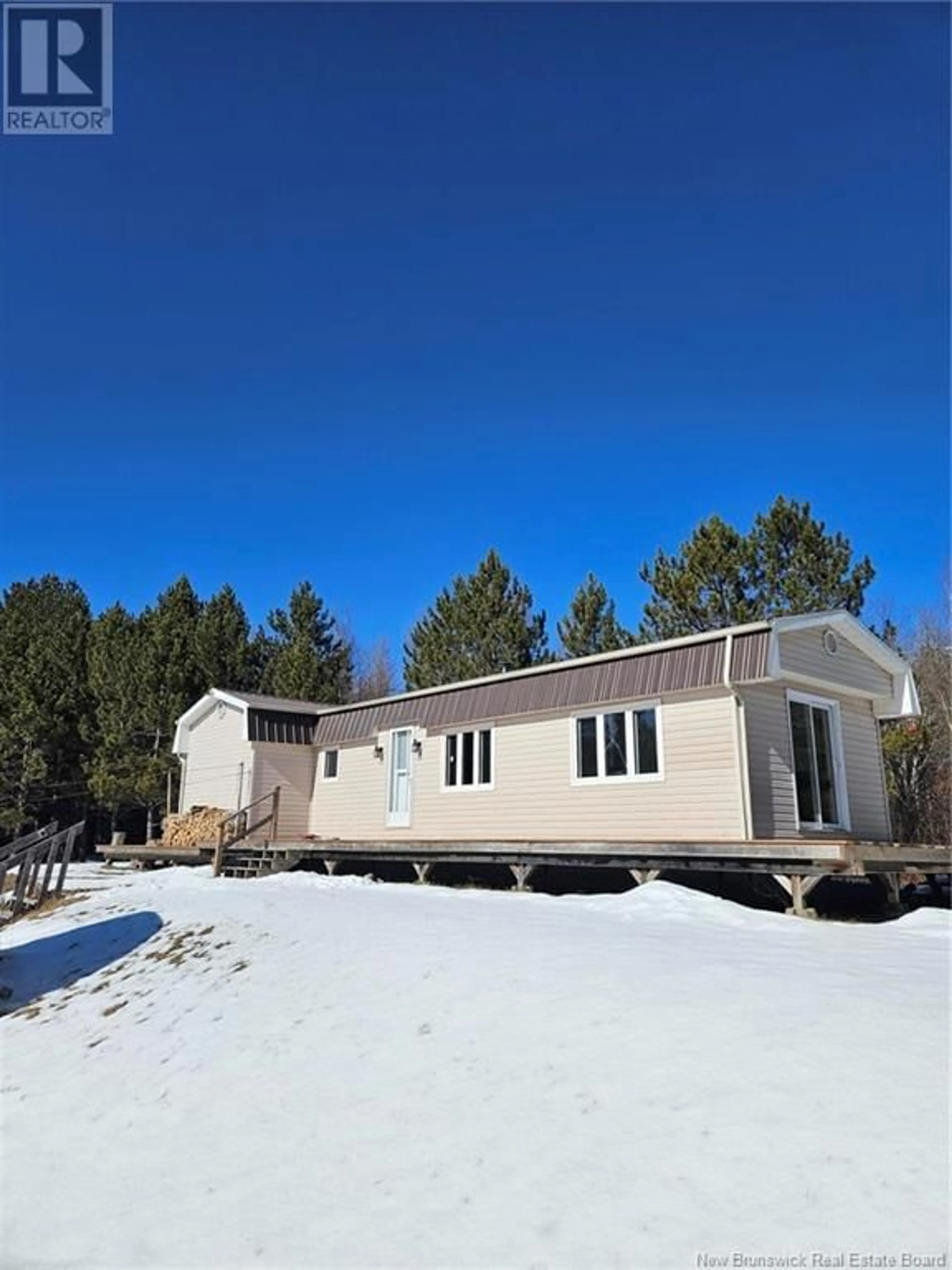Home with vinyl exterior material, building for 549 SAINT-OLIVIER ROAD, Saint-Louis New Brunswick E4X1Z6