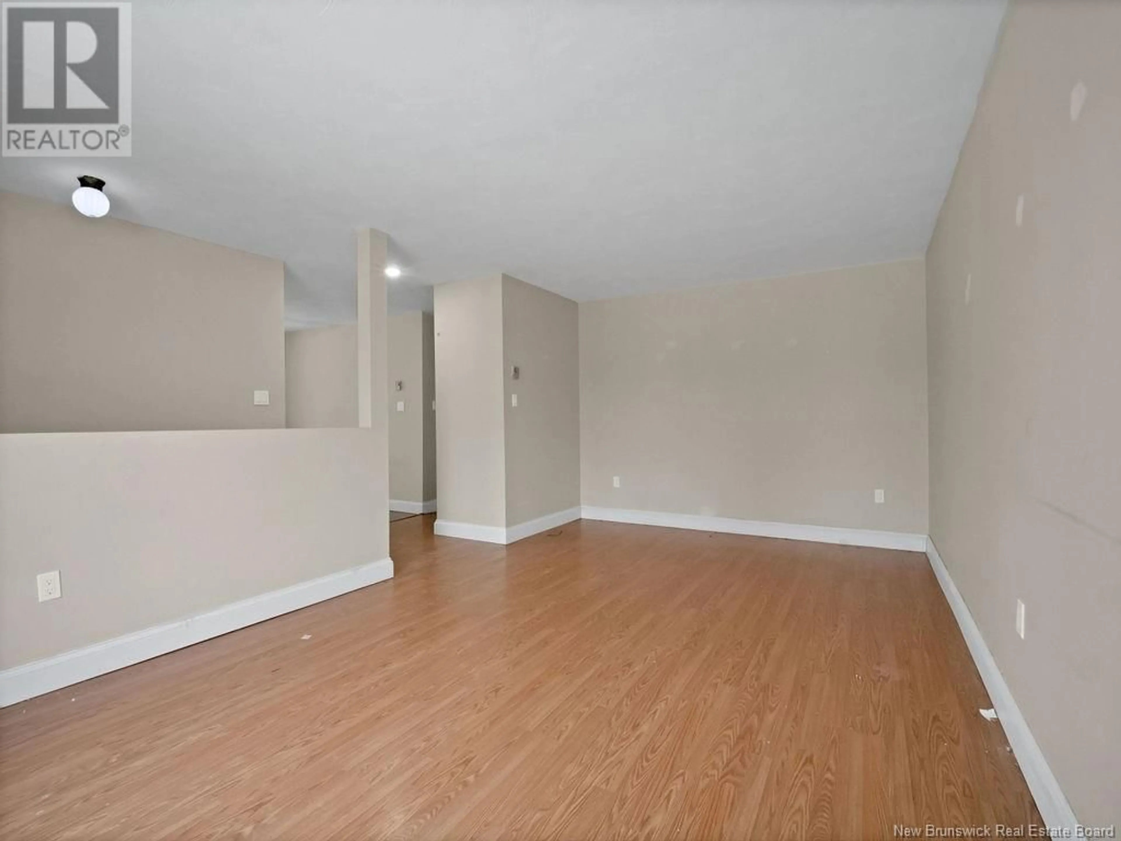 A pic of a room for 142-144 LOGAN LANE, Moncton New Brunswick E1G1N5