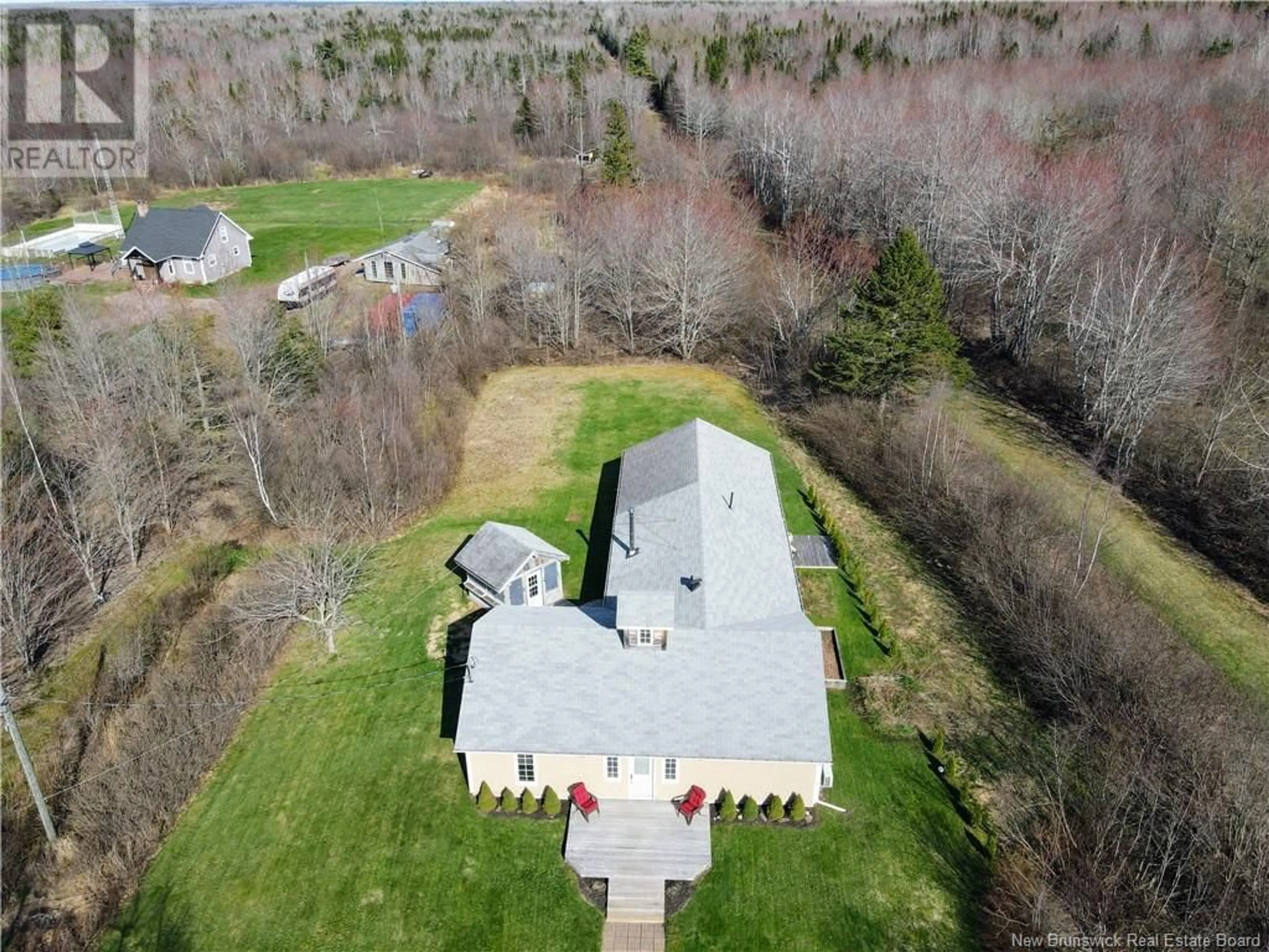 A pic from outside/outdoor area/front of a property/back of a property/a pic from drone, unknown for 1937 MELANSON ROAD, Lakeville New Brunswick E1H2C6