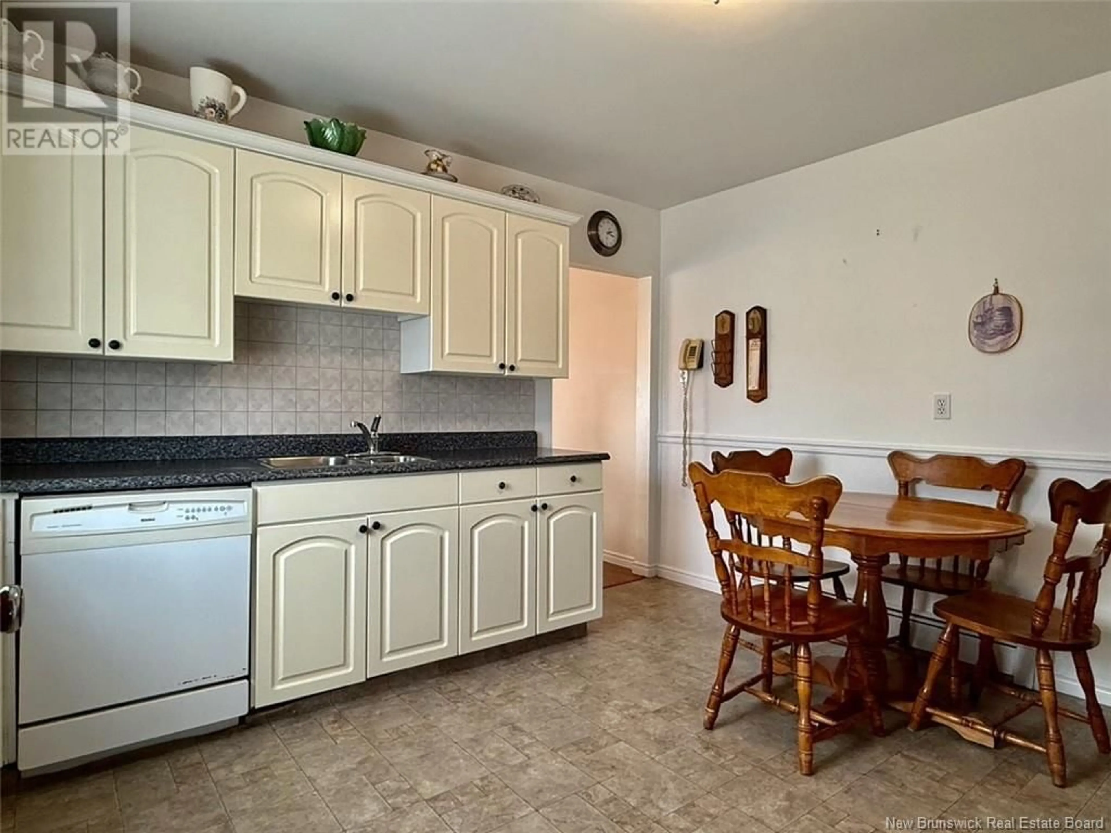 Standard kitchen, ceramic/tile floor for 59 GEORGE STREET, Campbellton New Brunswick E3N3A4