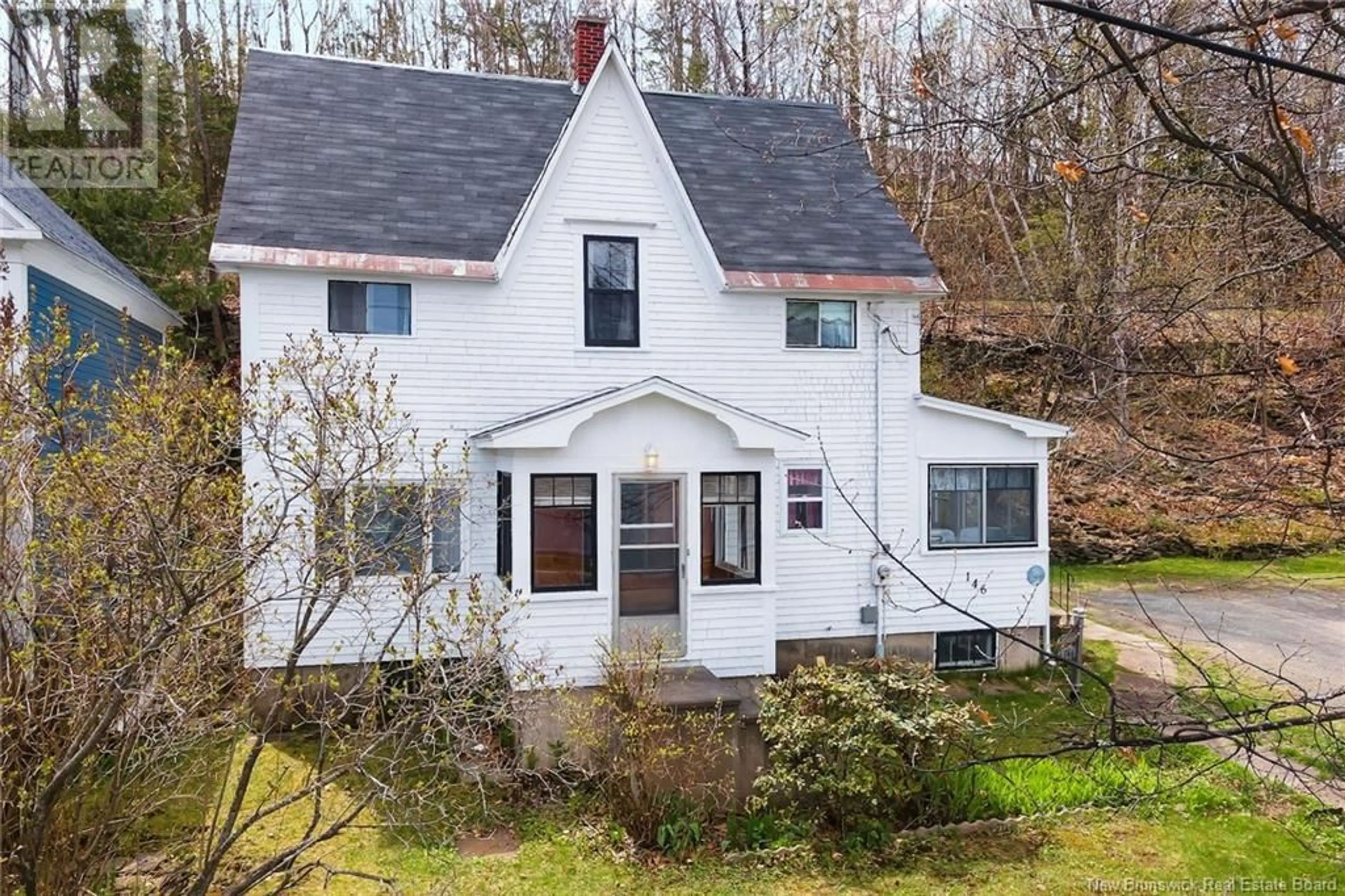 A pic from outside/outdoor area/front of a property/back of a property/a pic from drone, street for 146 LINCOLN ROAD, Fredericton New Brunswick E3B2A3