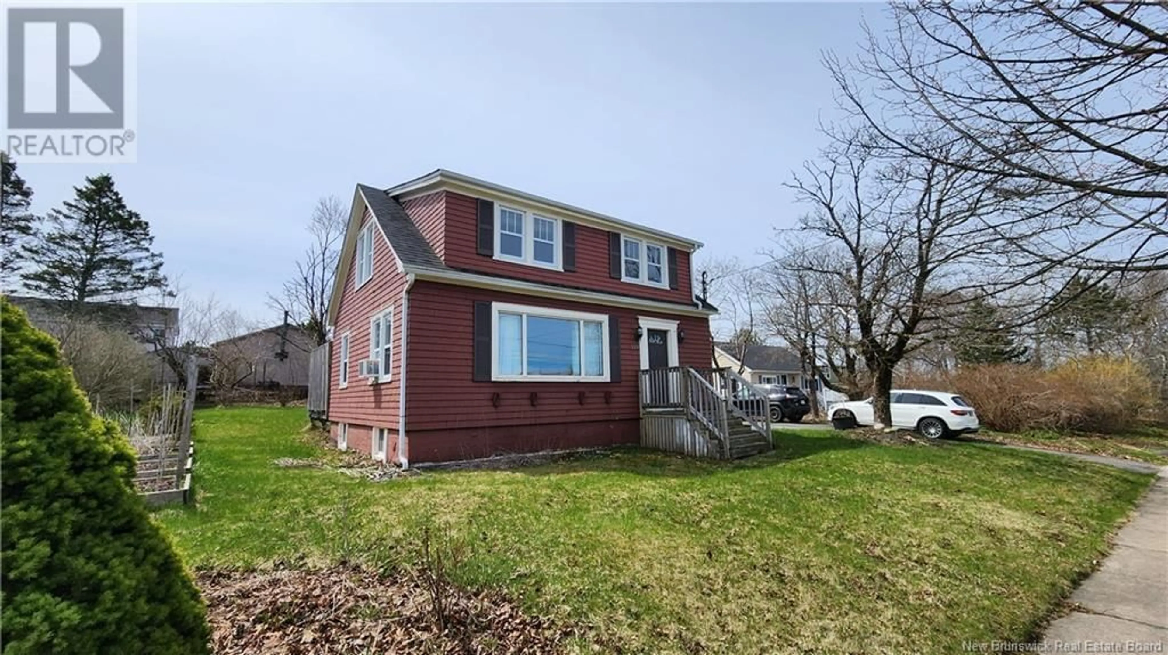 Home with vinyl exterior material, street for 228 MONTREAL AVENUE, Saint John New Brunswick E2M3K4