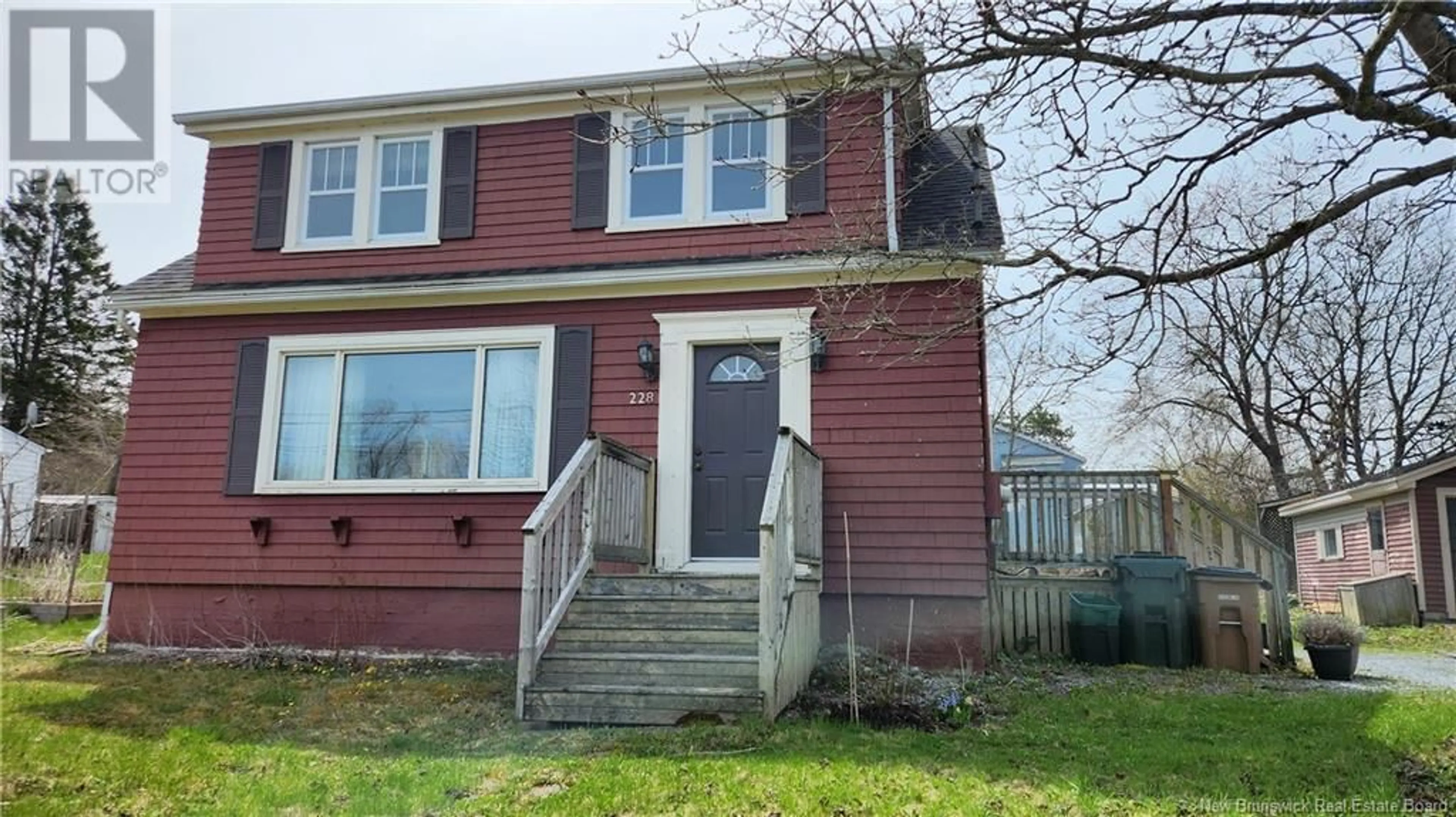Home with vinyl exterior material, street for 228 MONTREAL AVENUE, Saint John New Brunswick E2M3K4