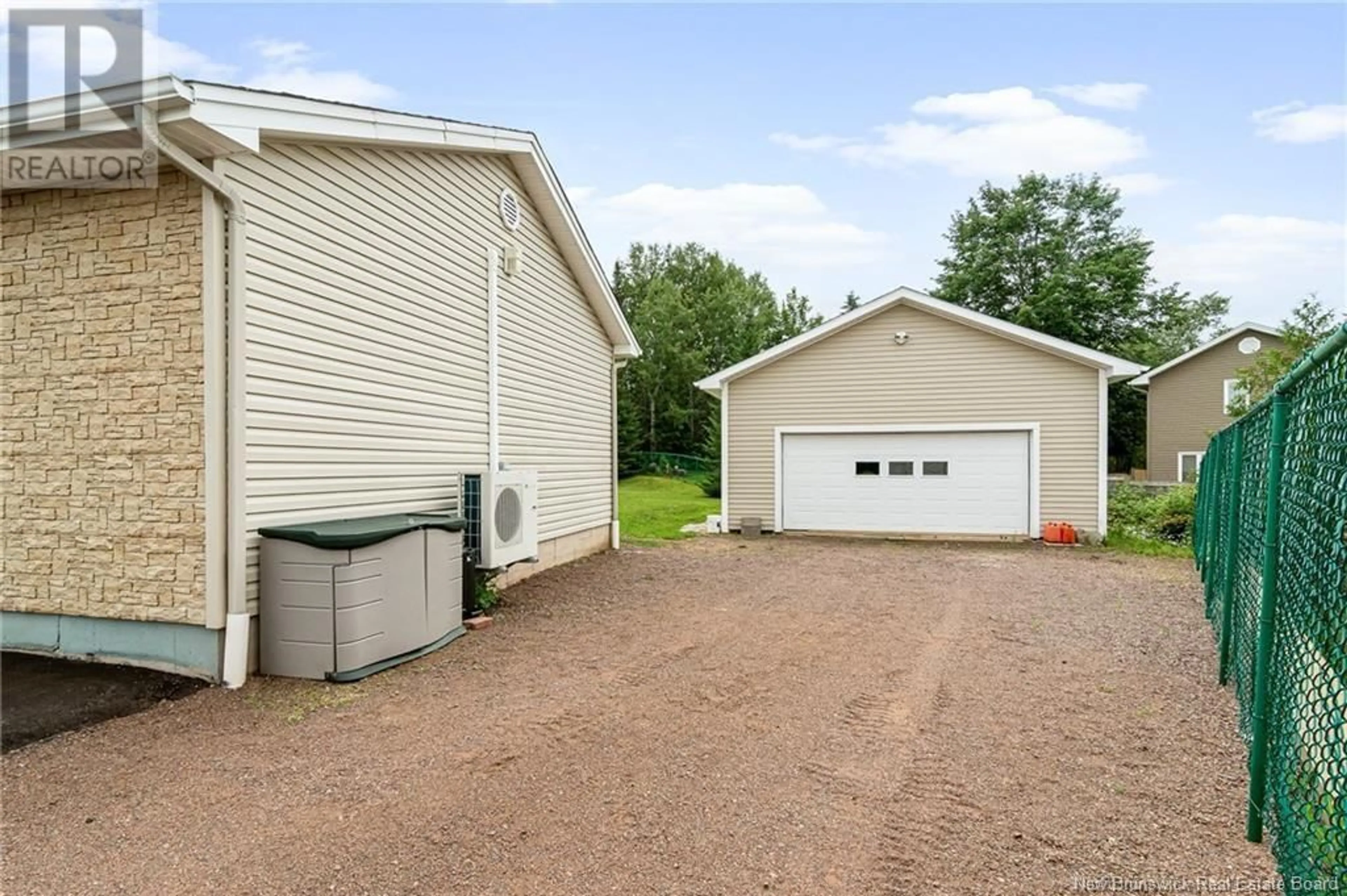 Indoor garage for 96 MATHILDE STREET, Dieppe New Brunswick E1A7V2