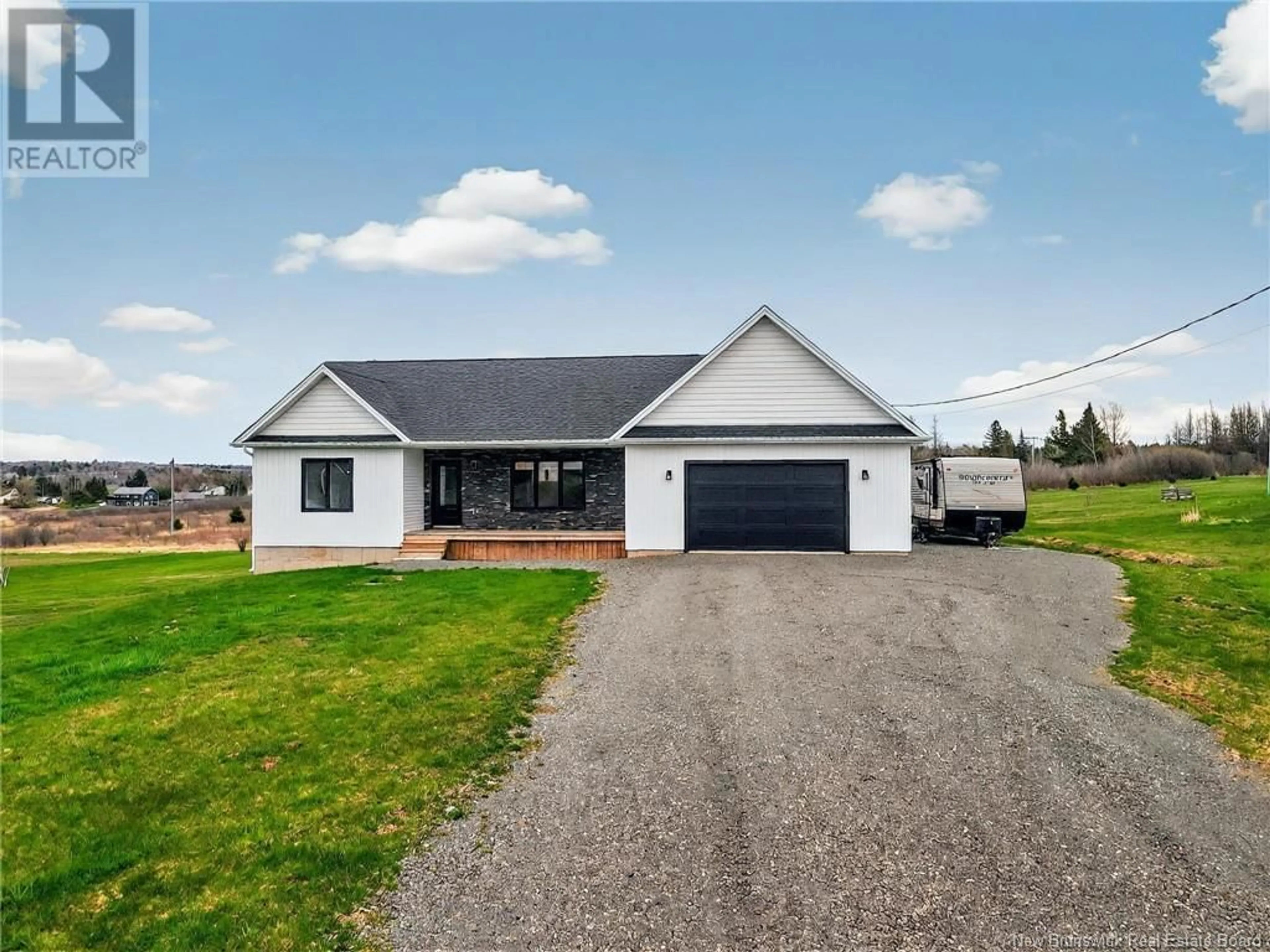 Home with vinyl exterior material, unknown for 23 BUNKER HILL, Riverview New Brunswick E1J0C3