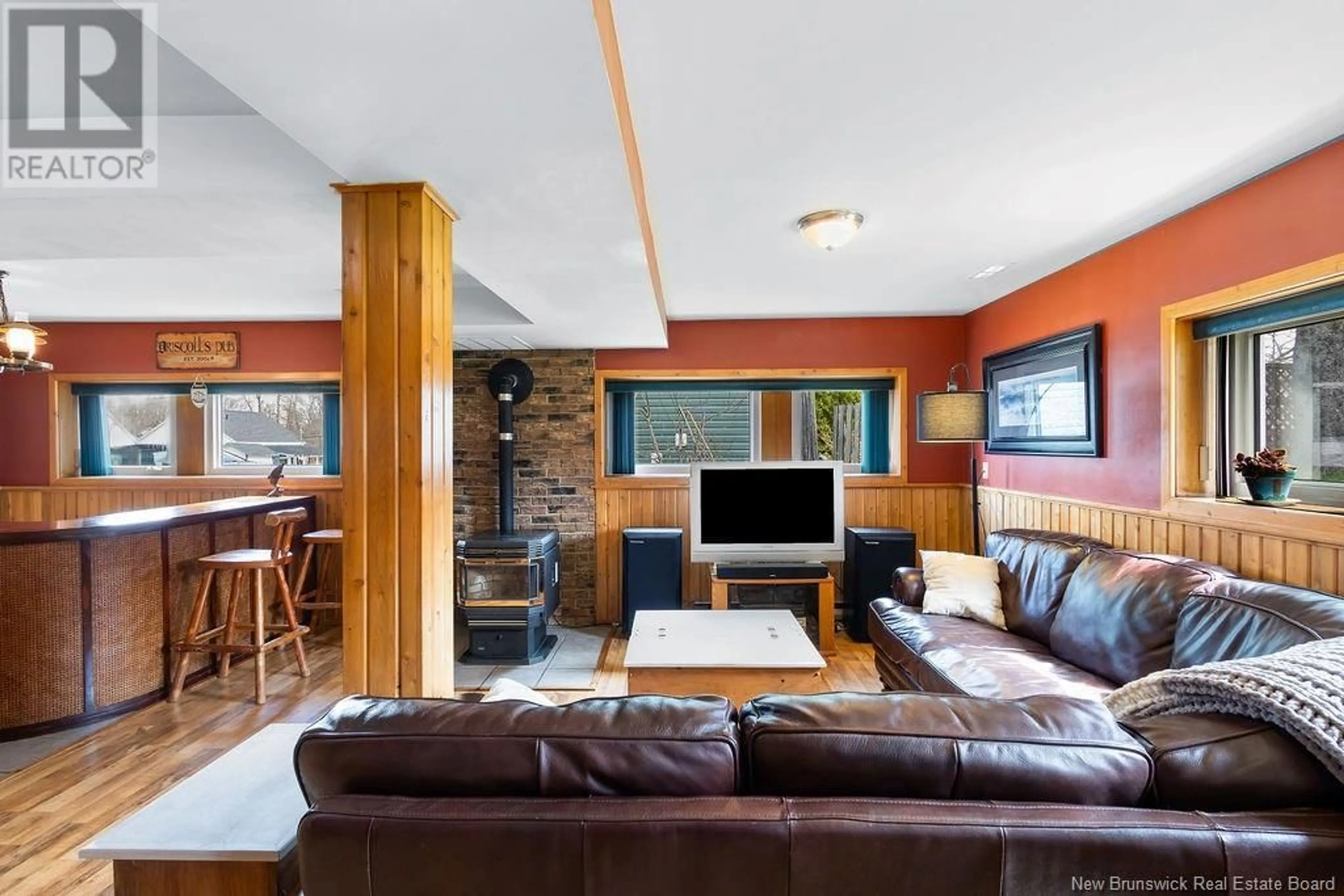 Home theater for 17 MARVEN STREET, Miramichi New Brunswick E1N1X1