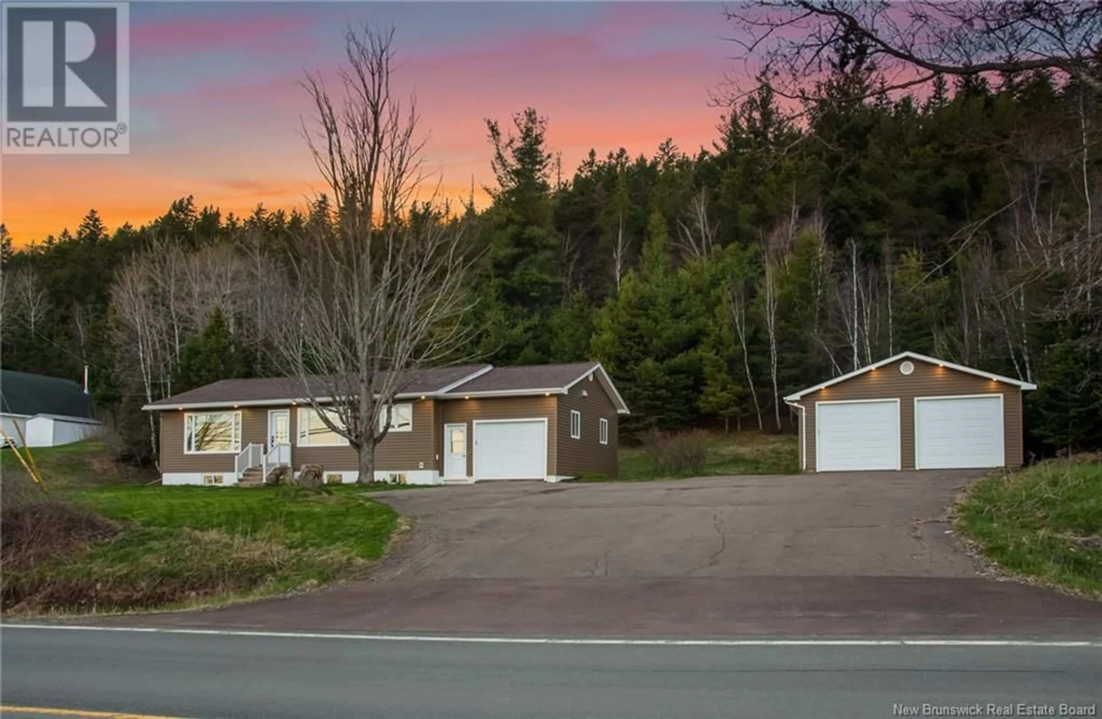 A pic from outside/outdoor area/front of a property/back of a property/a pic from drone, street for 459 FRONT MOUNTAIN ROAD, Moncton New Brunswick E1G3H5