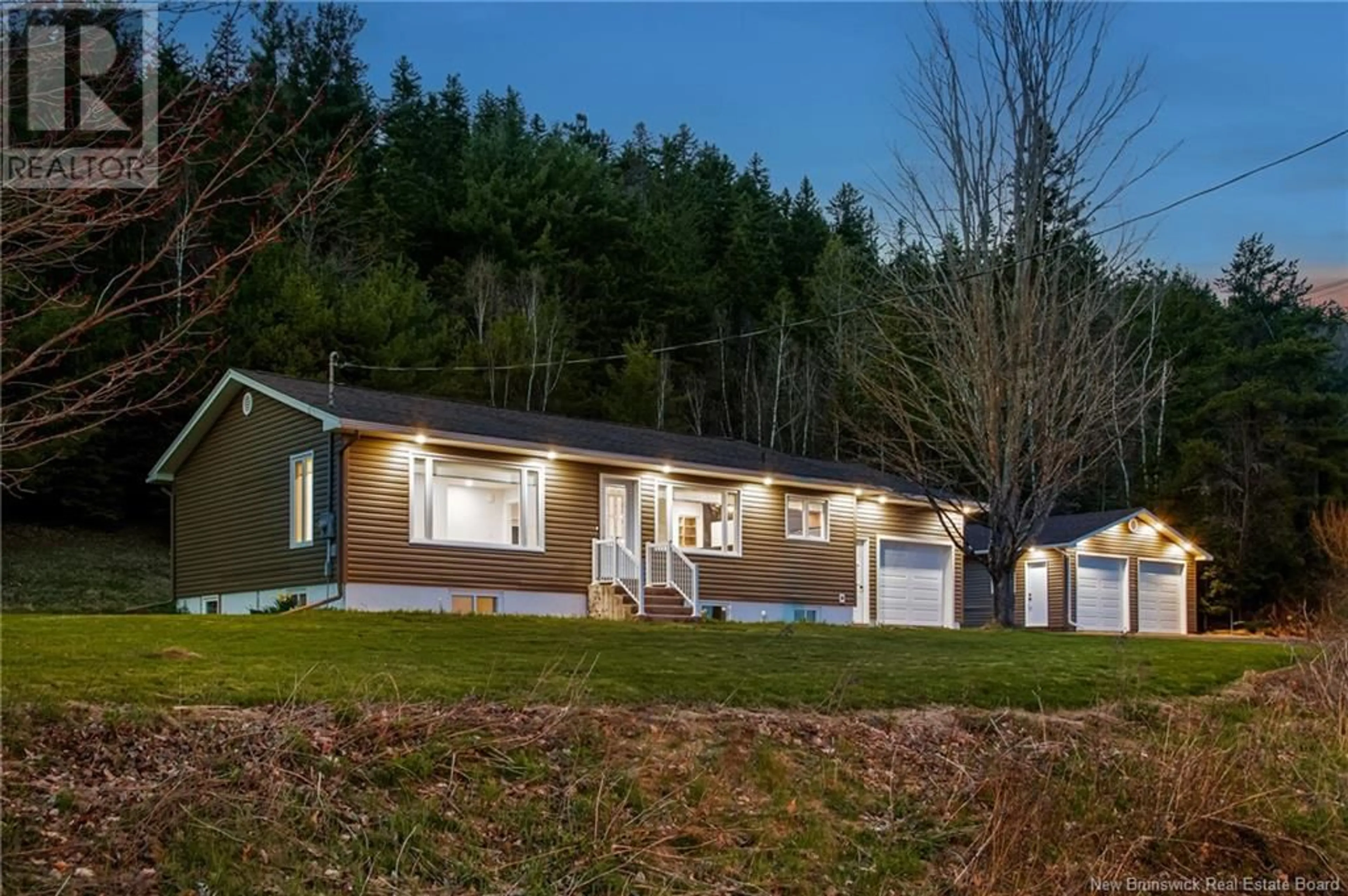 Home with vinyl exterior material, unknown for 459 FRONT MOUNTAIN ROAD, Moncton New Brunswick E1G3H5