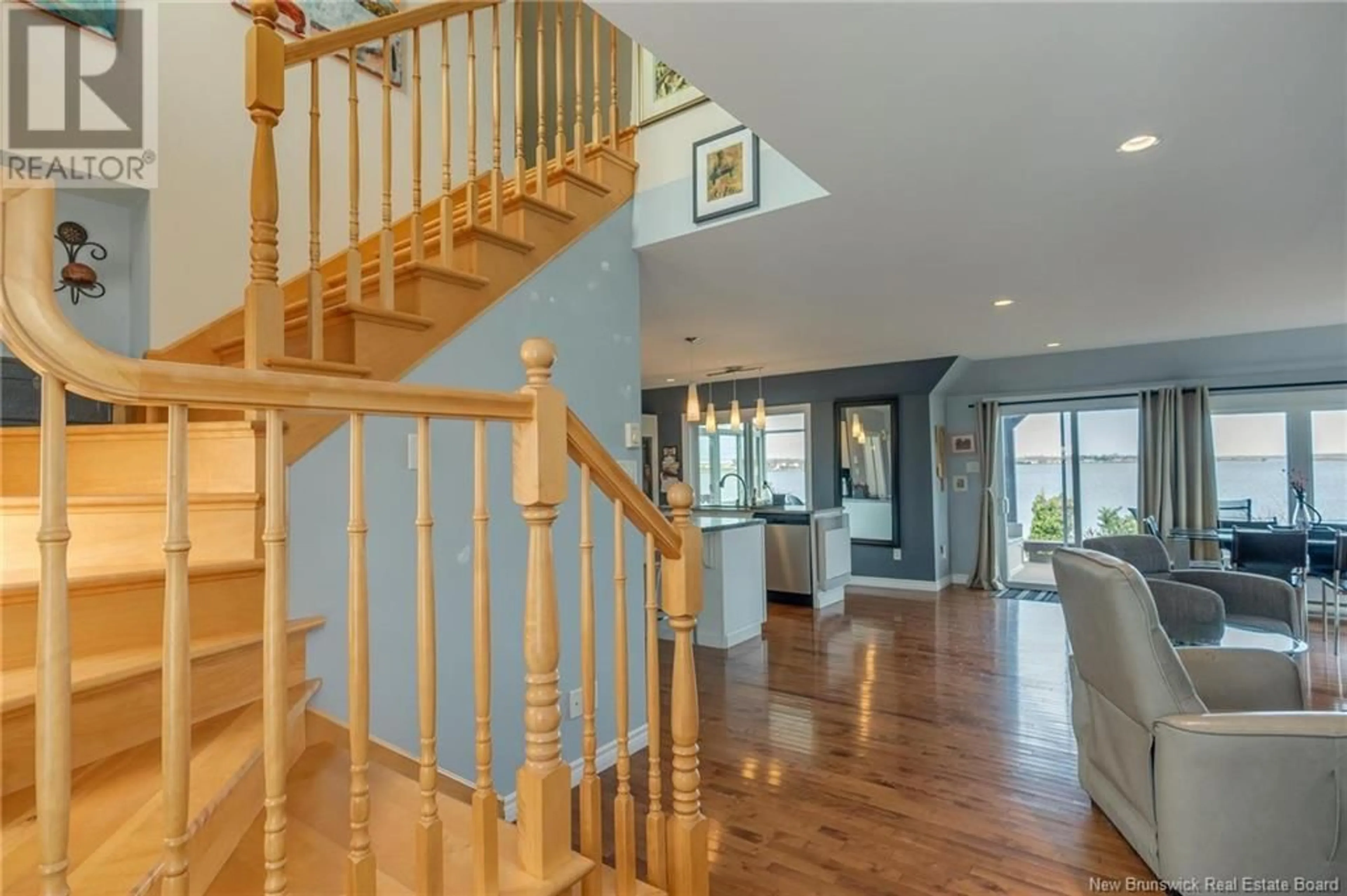 Indoor foyer for 8 RIVE SUD, Cocagne New Brunswick E4R2X1