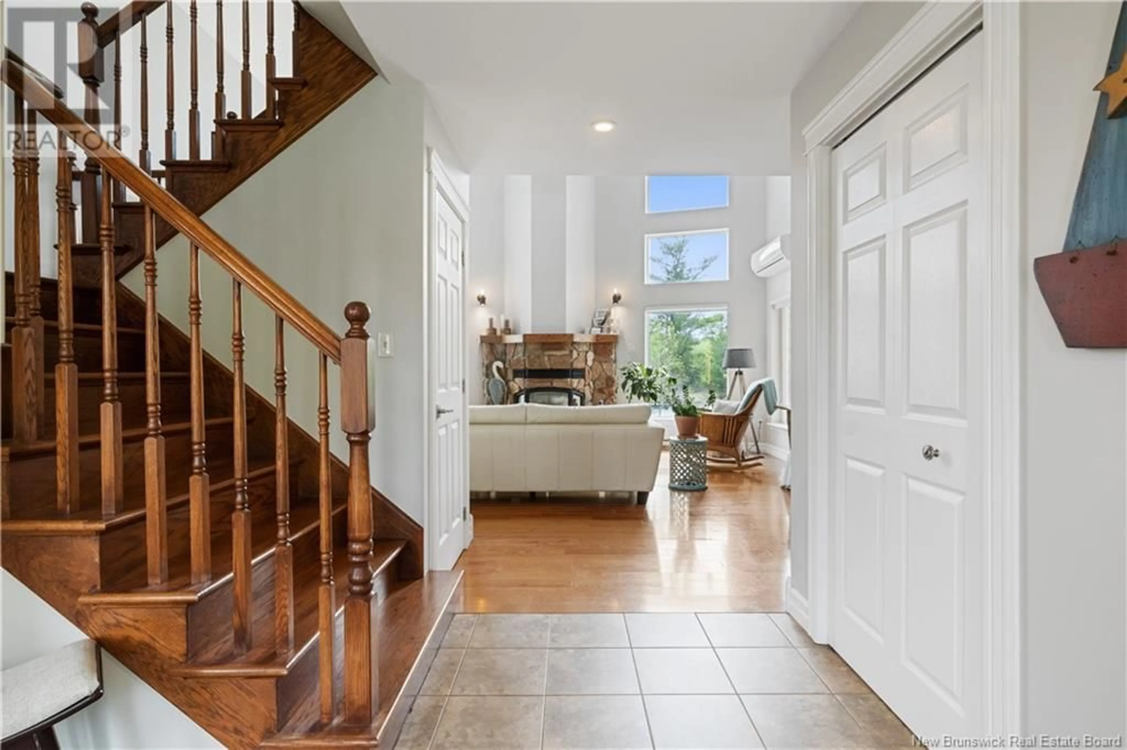 Indoor entryway for 290 KINNEAR, Cormier Village New Brunswick E4P0B8