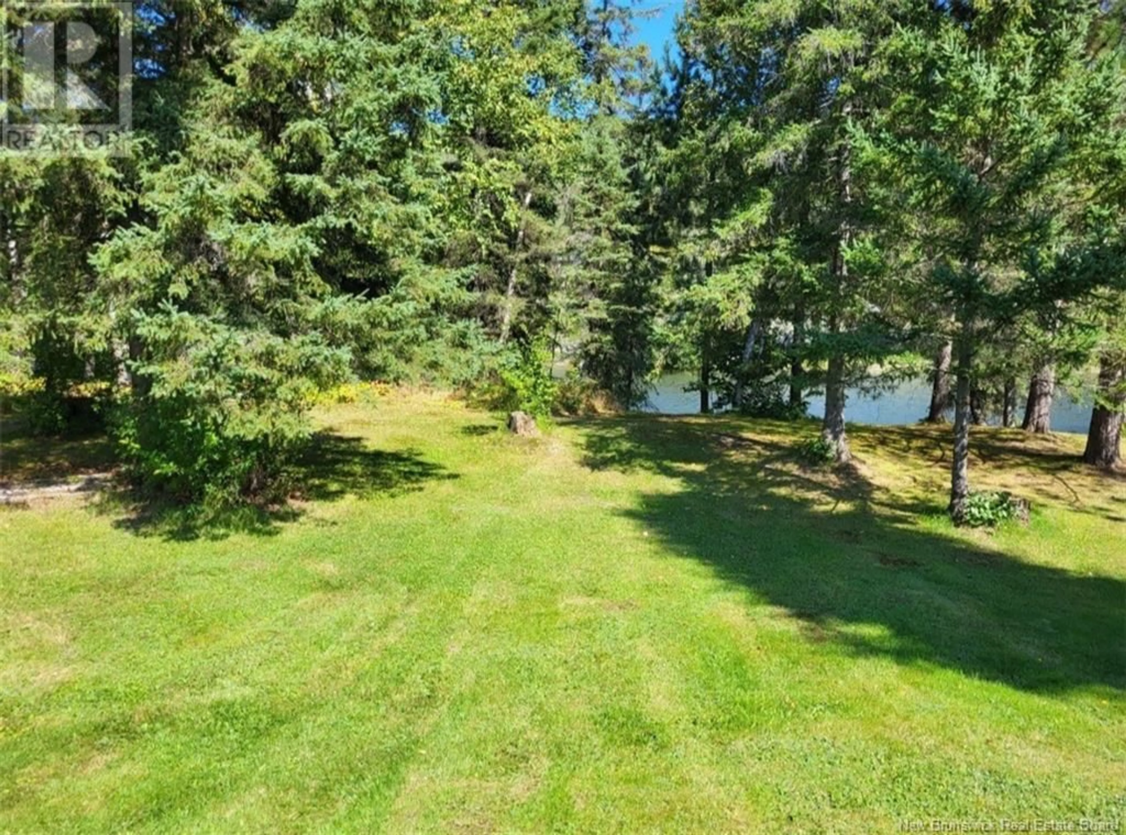 A pic from outside/outdoor area/front of a property/back of a property/a pic from drone, water/lake/river/ocean view for 35 DES DRAVEURS AVENUE, Saint-Jacques New Brunswick E7B1J4