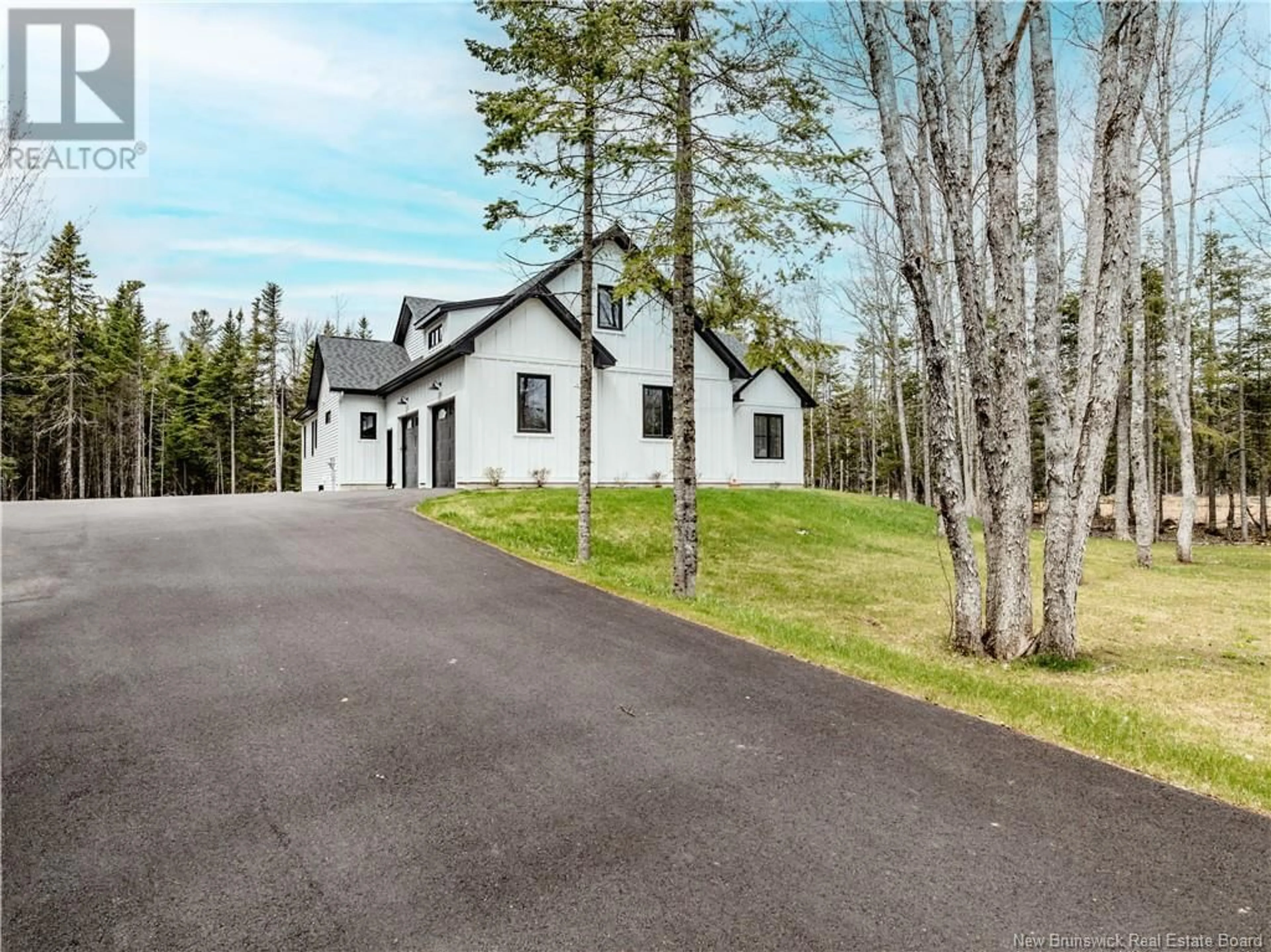A pic from outside/outdoor area/front of a property/back of a property/a pic from drone, street for 39 VERNAY, Memramcook New Brunswick E4K0E4