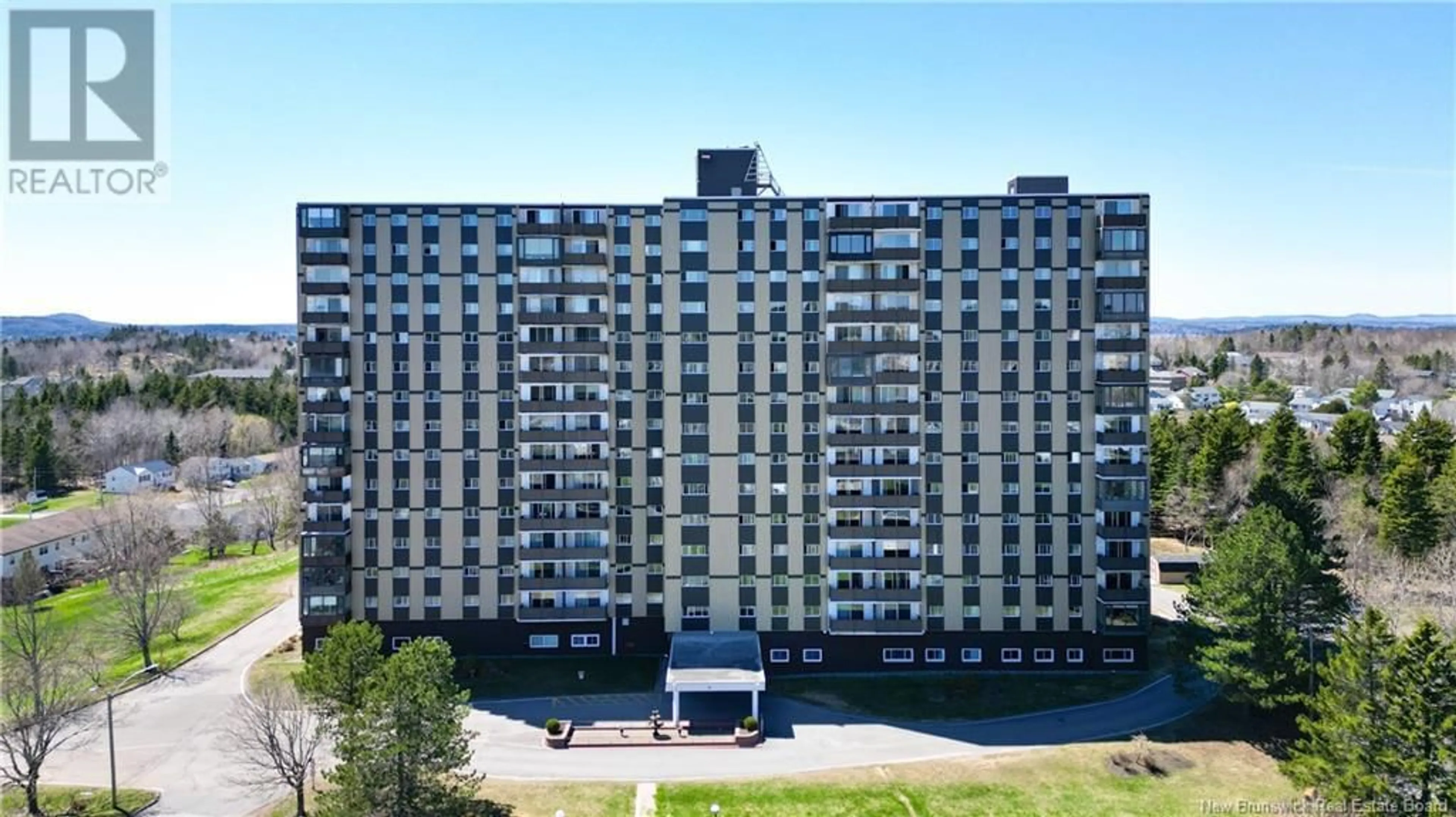 A pic from outside/outdoor area/front of a property/back of a property/a pic from drone, city buildings view from balcony for 1008 - 310 WOODWARD AVENUE, Saint John New Brunswick E2K2L1