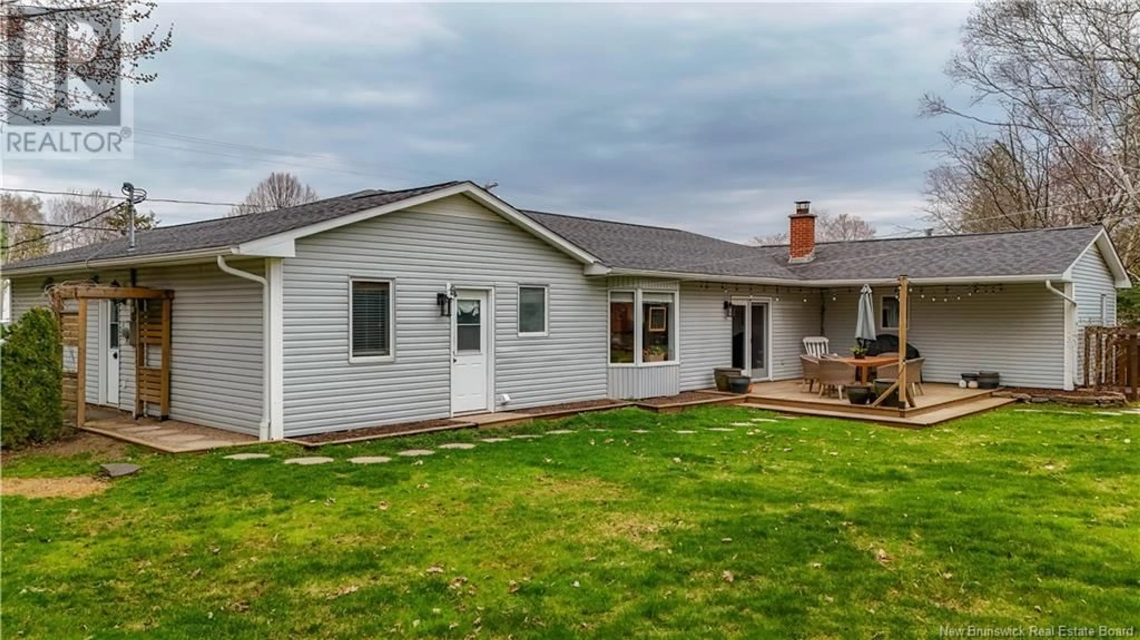 Home with vinyl exterior material, unknown for 160 ATKINSON LANE, New Maryland New Brunswick E3C1J7