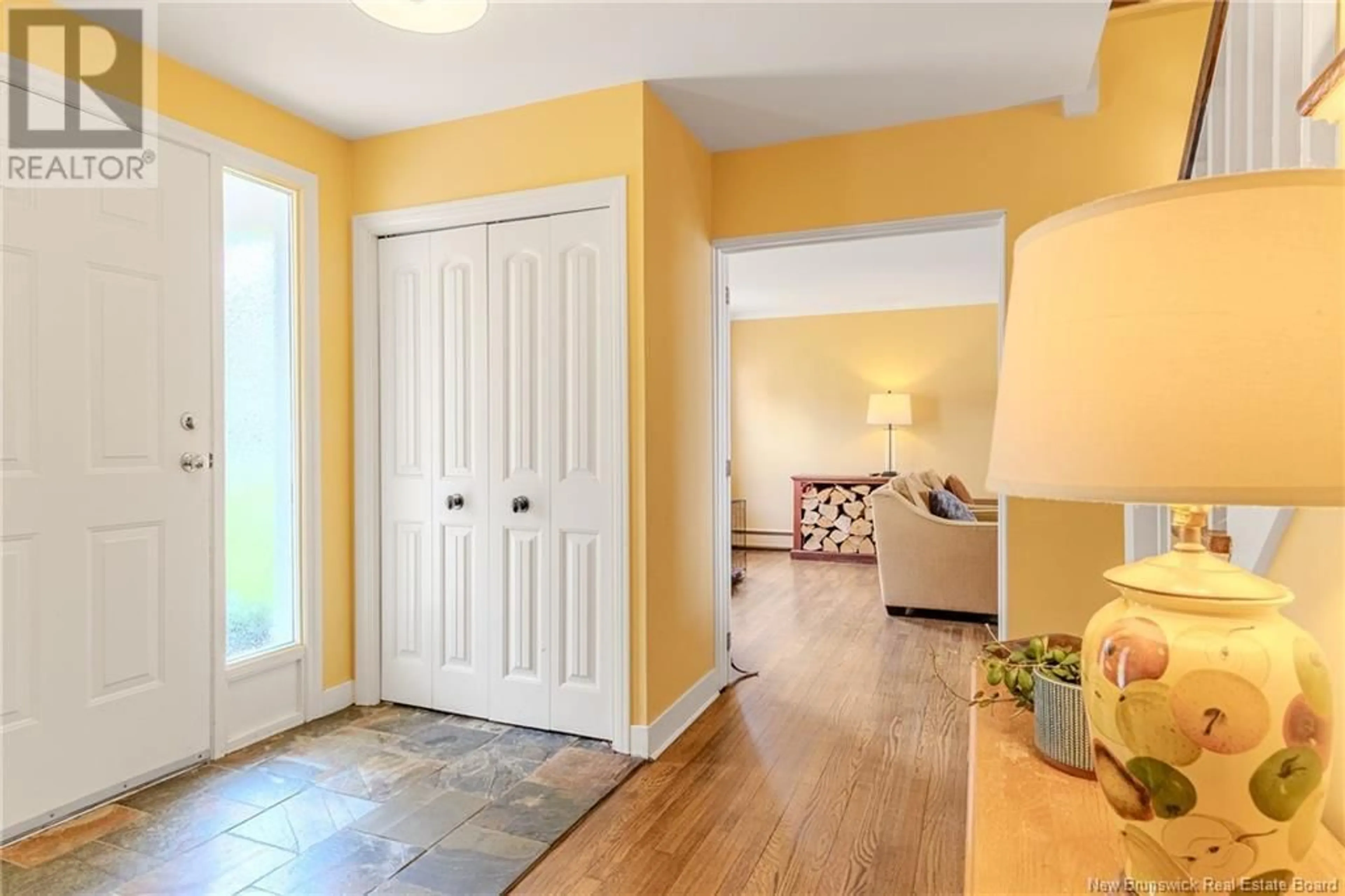 Indoor entryway for 87 APPLEBY DRIVE, Rothesay New Brunswick E2H1P3