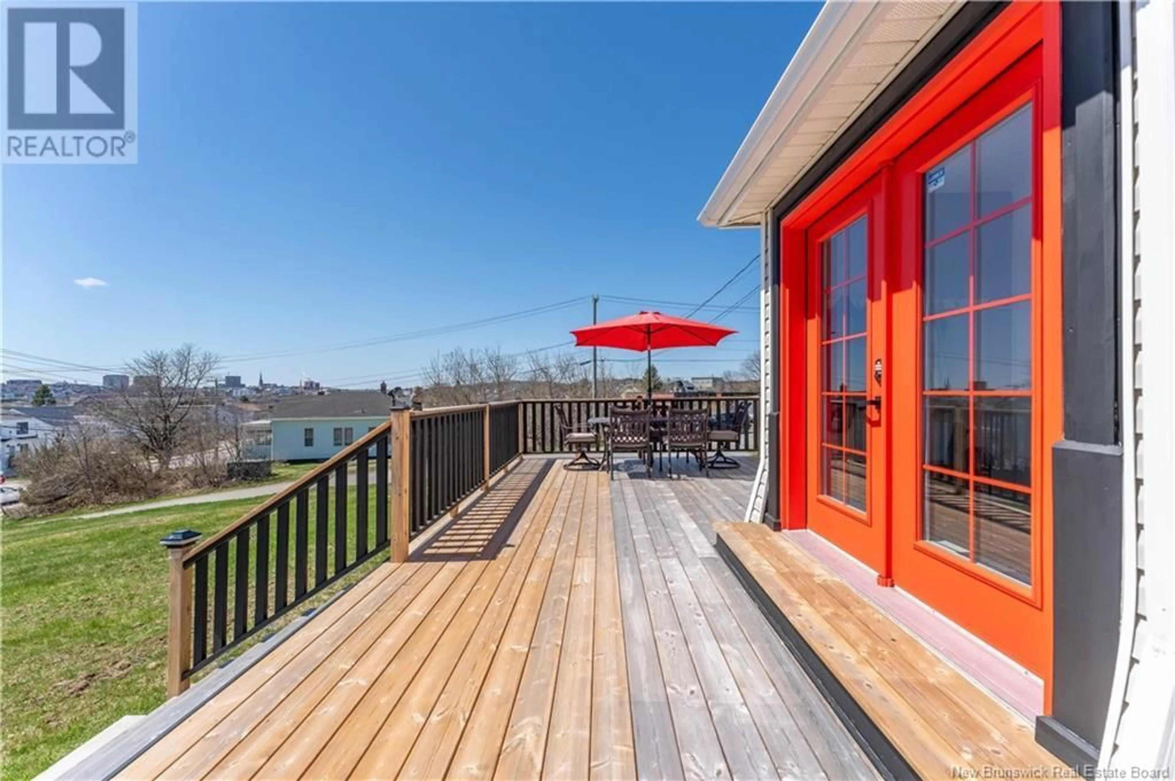Patio, water/lake/river/ocean view for 4 KEYSTONE PLACE, Saint John New Brunswick E2J3S1