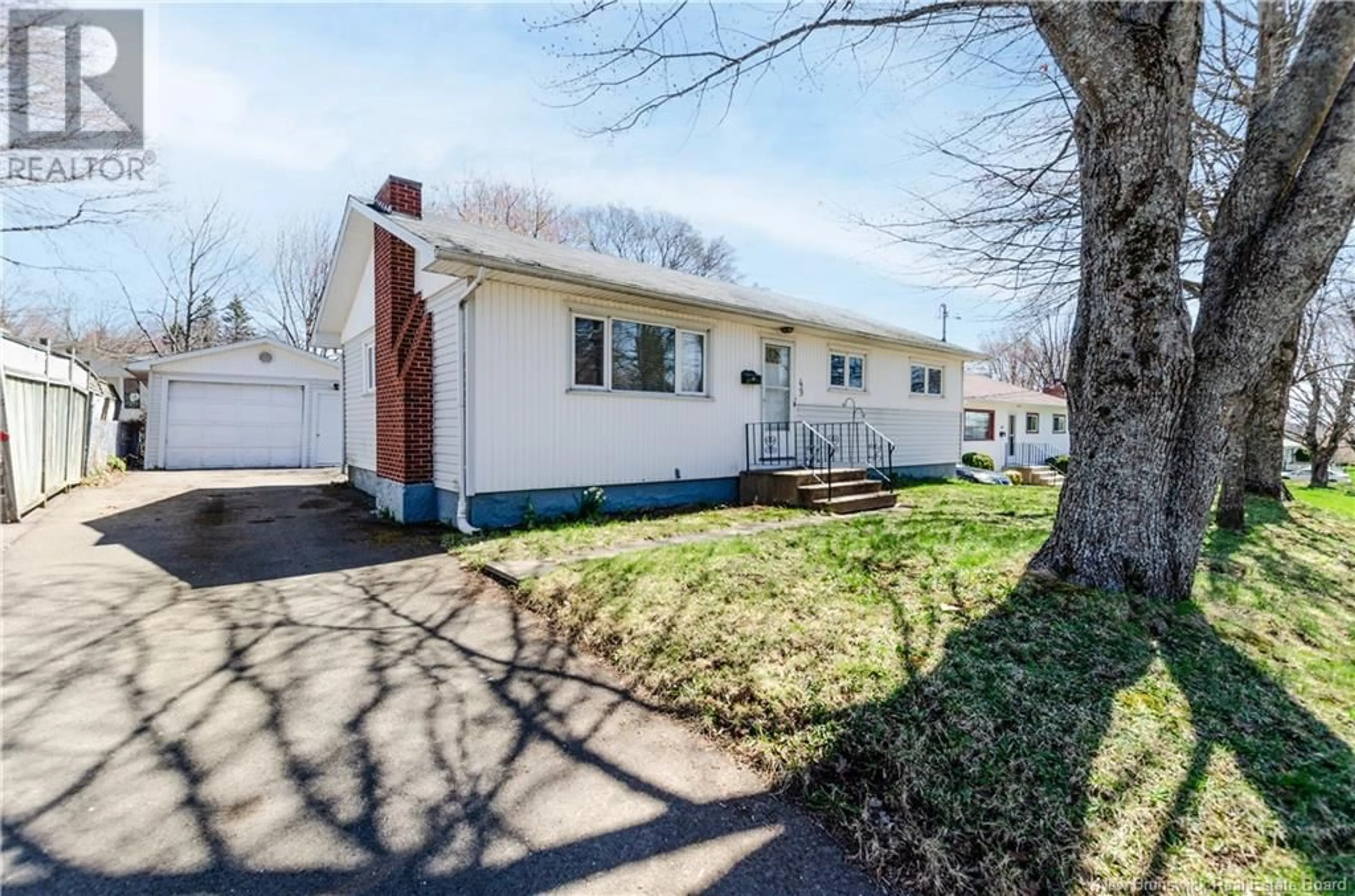 Home with vinyl exterior material, street for 49 BISSETT AVENUE, Moncton New Brunswick E1E2S8