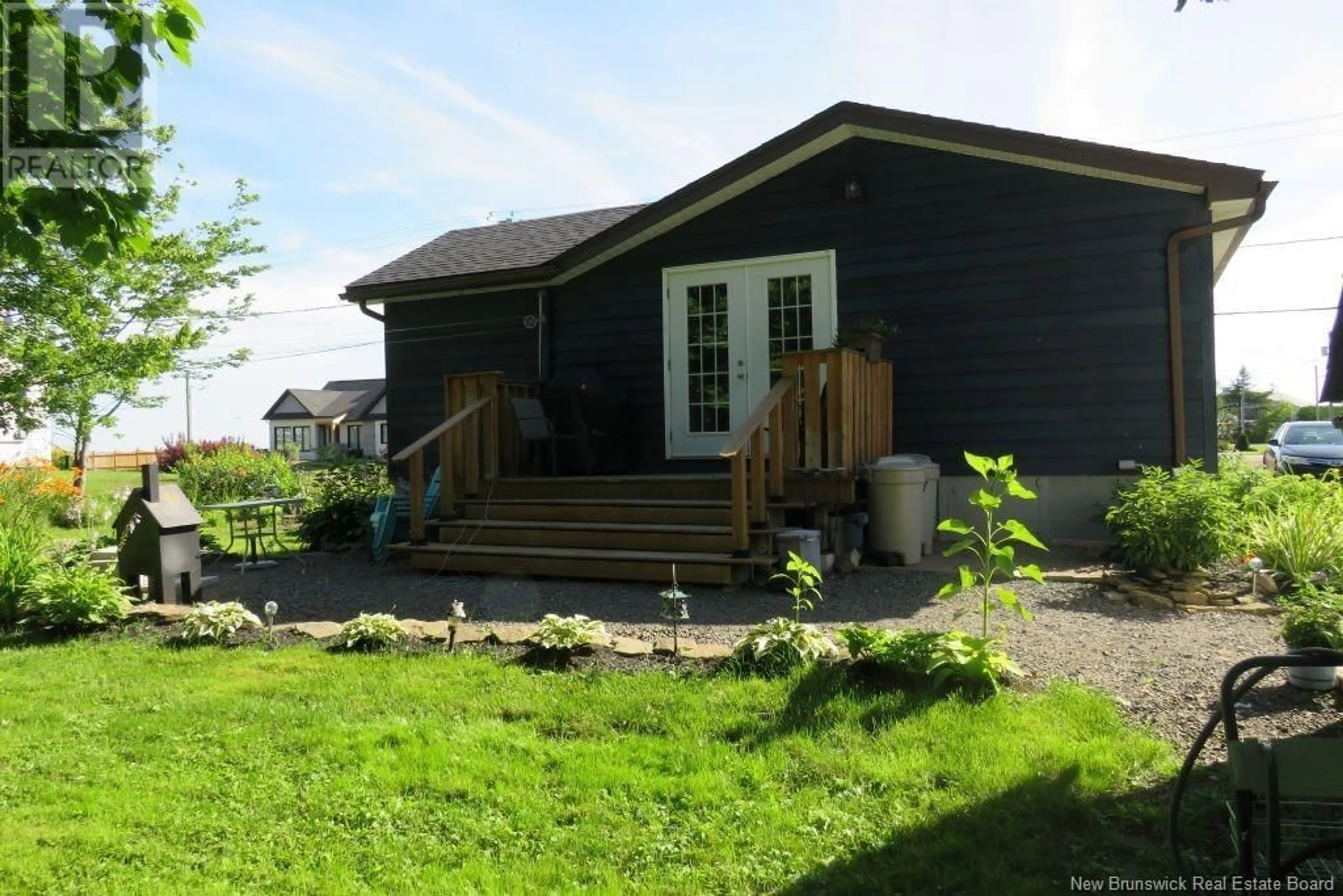 Shed for 187 TIPPERARY STREET, Shediac New Brunswick E4P2V7