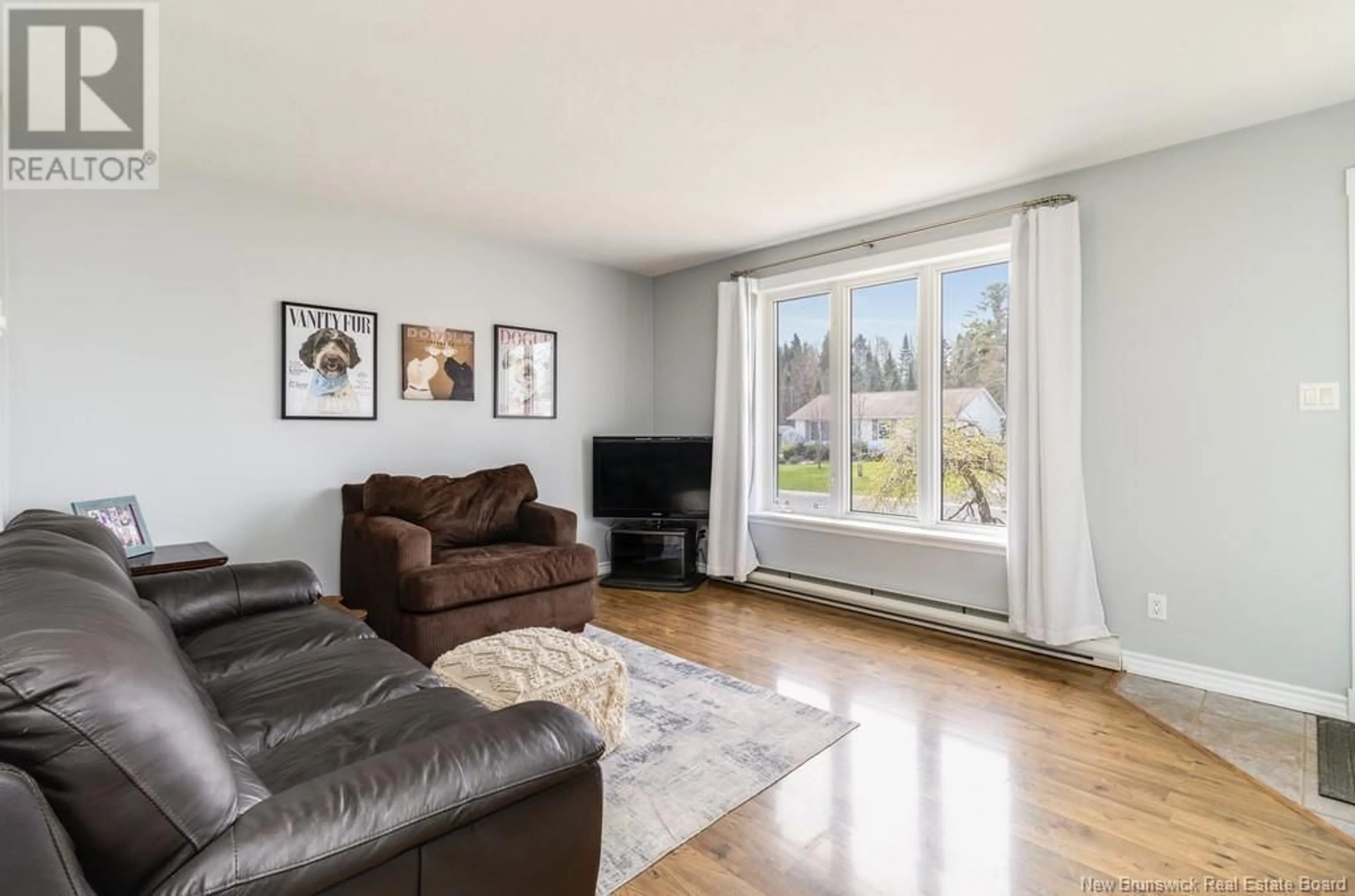 Living room with furniture, unknown for 81 FINNAMORE STREET, Oromocto New Brunswick E2V2K3