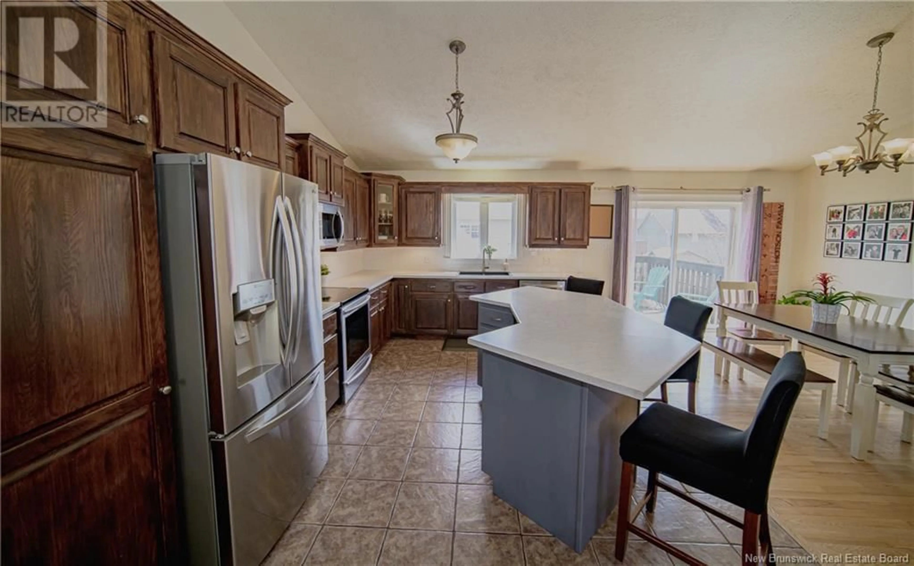Open concept kitchen, ceramic/tile floor for 56 WILLINGDON STREET, Oromocto New Brunswick E2V4N4