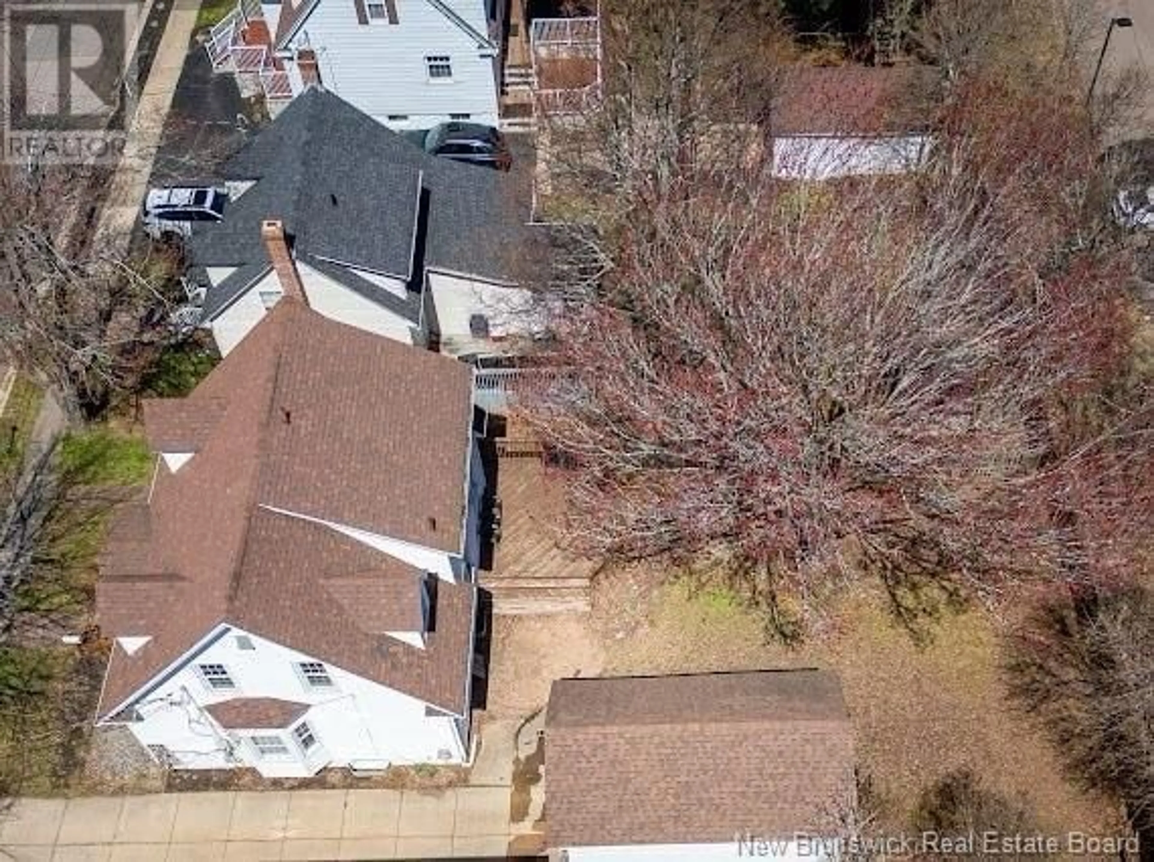 A pic from outside/outdoor area/front of a property/back of a property/a pic from drone, street for 407 HIGHFIELD, Moncton New Brunswick E1C5R7