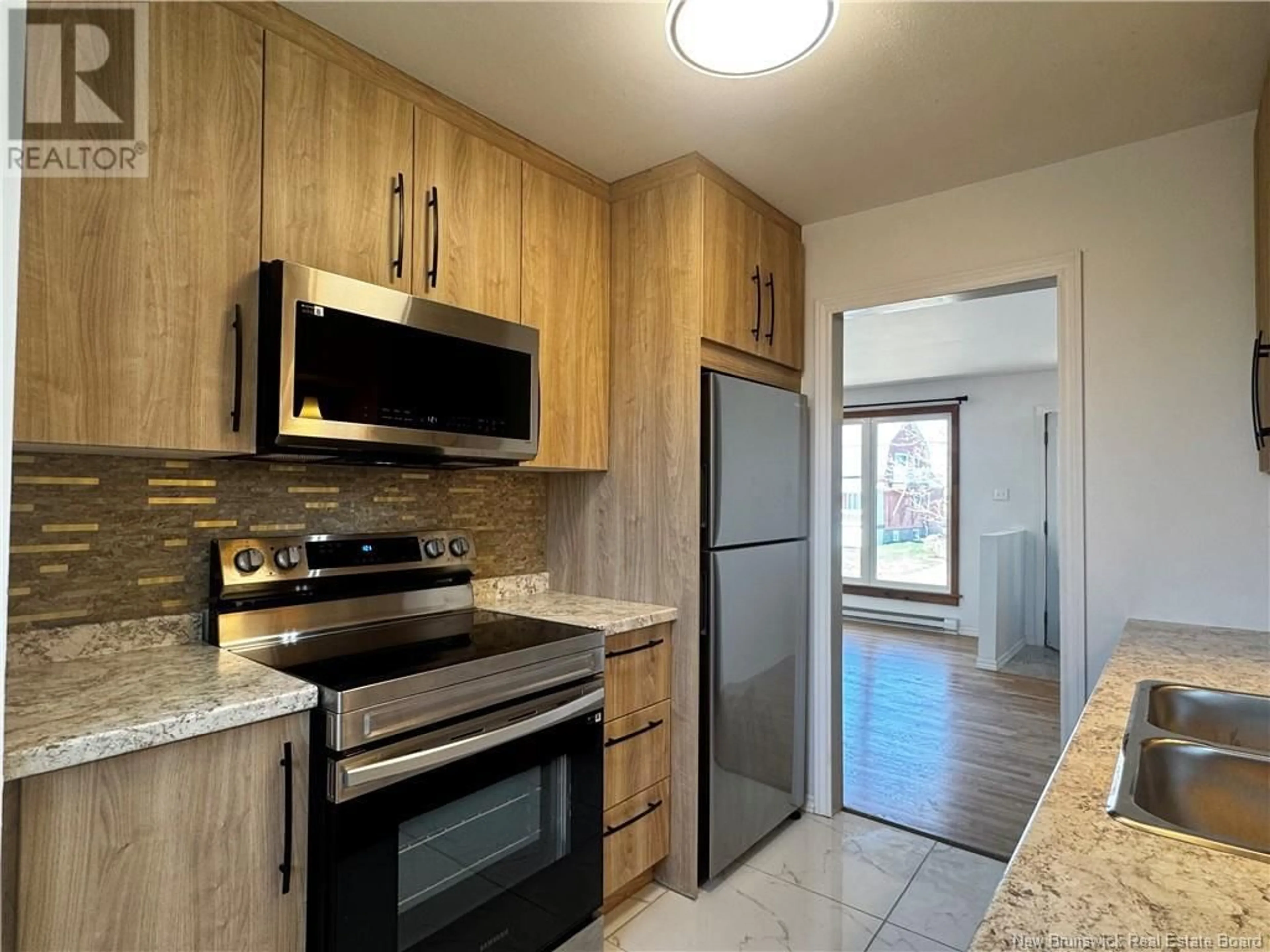 Standard kitchen, unknown for 565 ARCHIBALD DRIVE, Bathurst New Brunswick E2A4E1