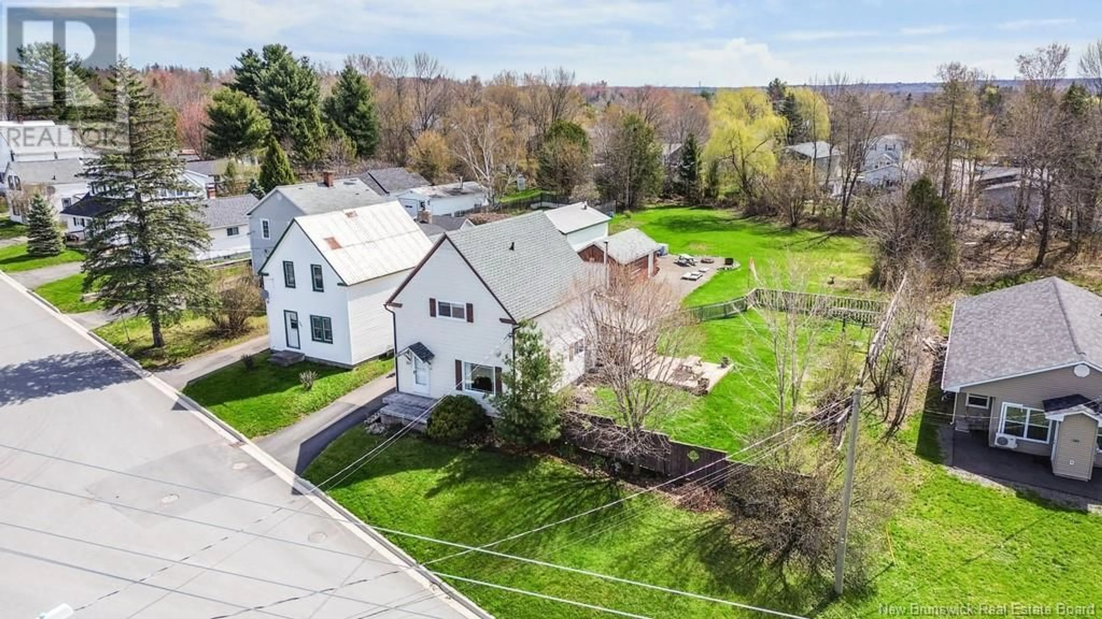 A pic from outside/outdoor area/front of a property/back of a property/a pic from drone, street for 200 ST MARYS STREET, Devon New Brunswick E3A2S2
