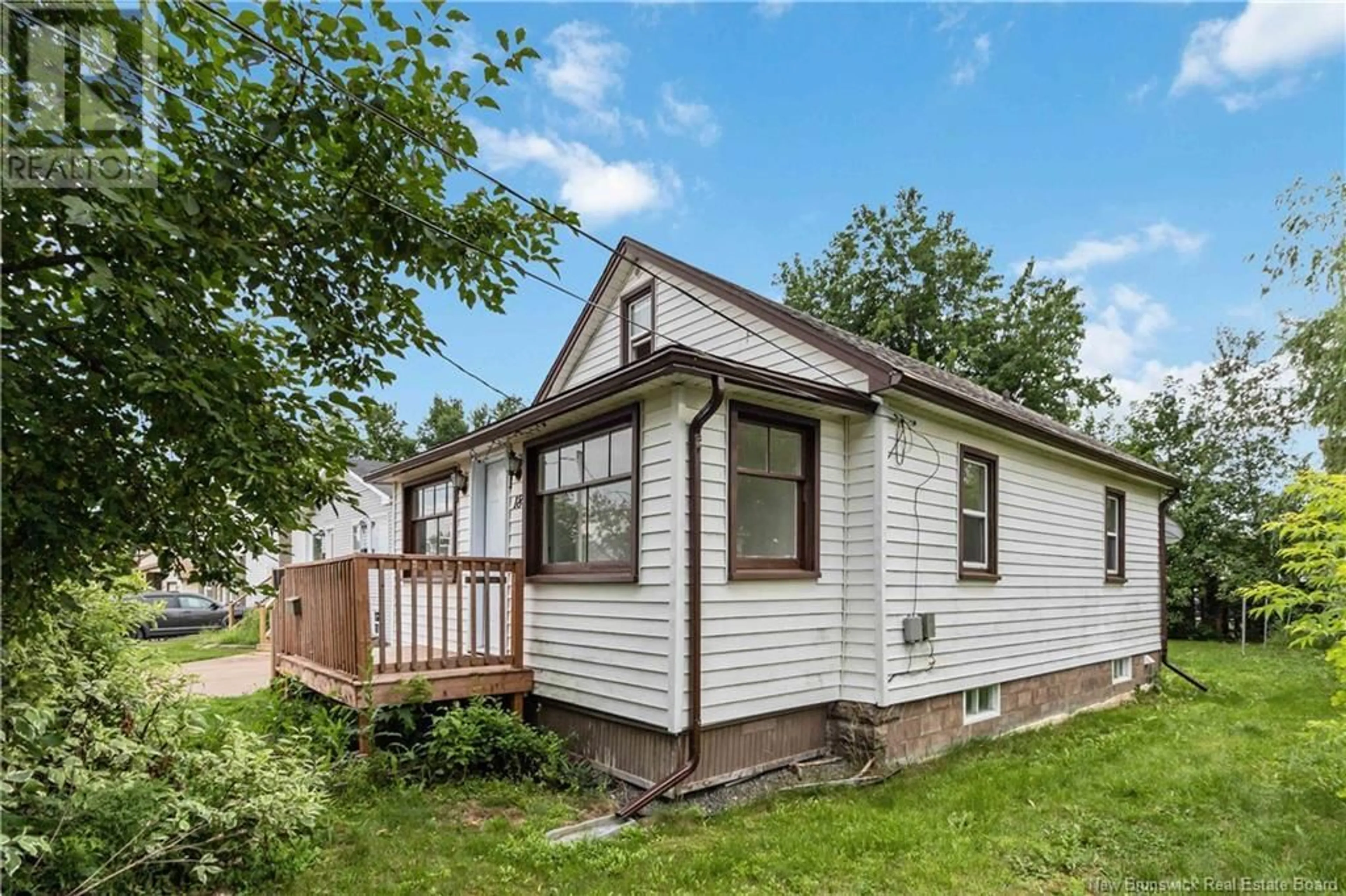 Home with vinyl exterior material, street for 18 SECOND AVENUE, Moncton New Brunswick E1C5H2