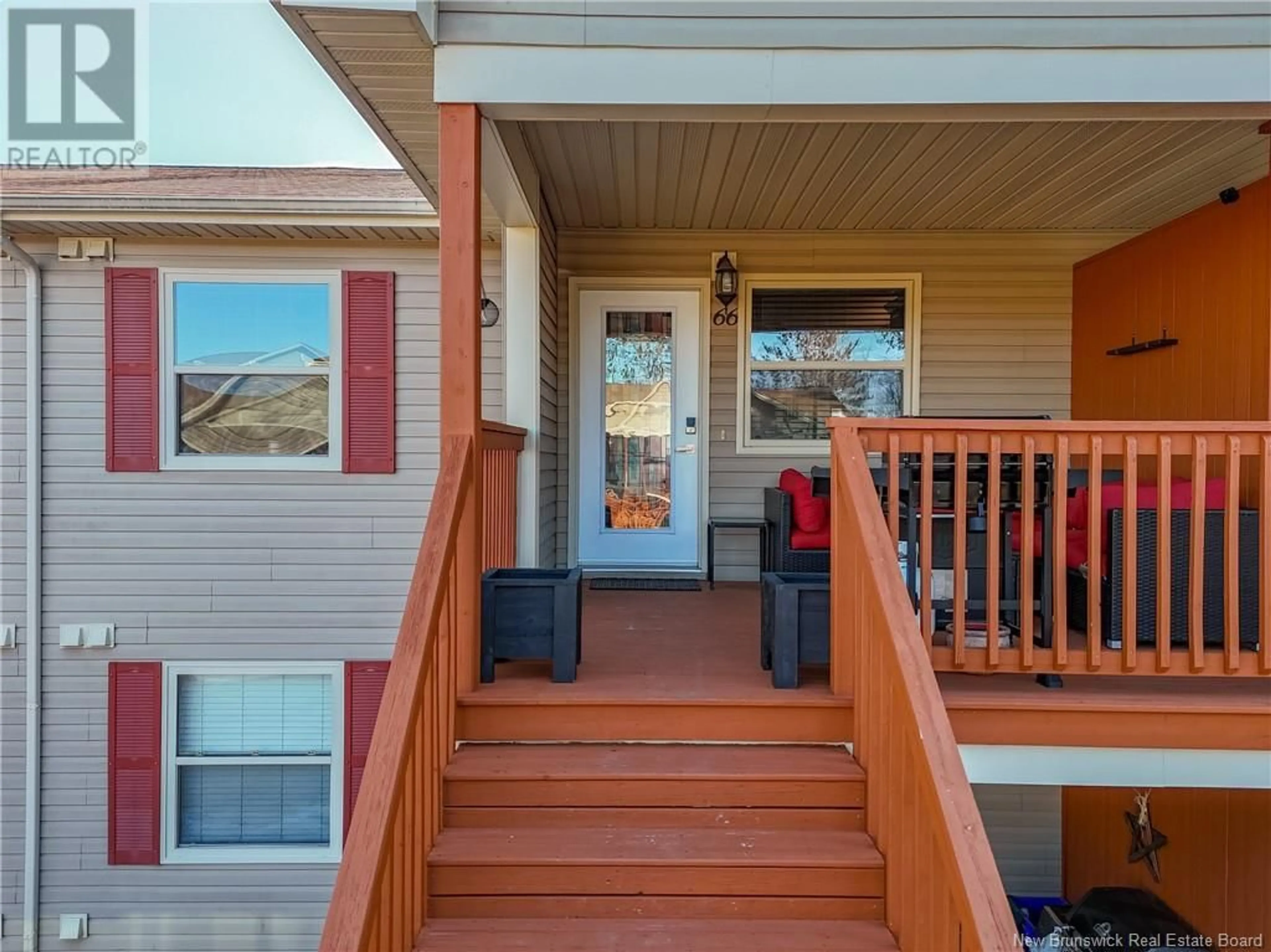 Home with vinyl exterior material, street for 66 - 25 TRAILSIDE COURT COURT, Fredericton New Brunswick E3A5M3