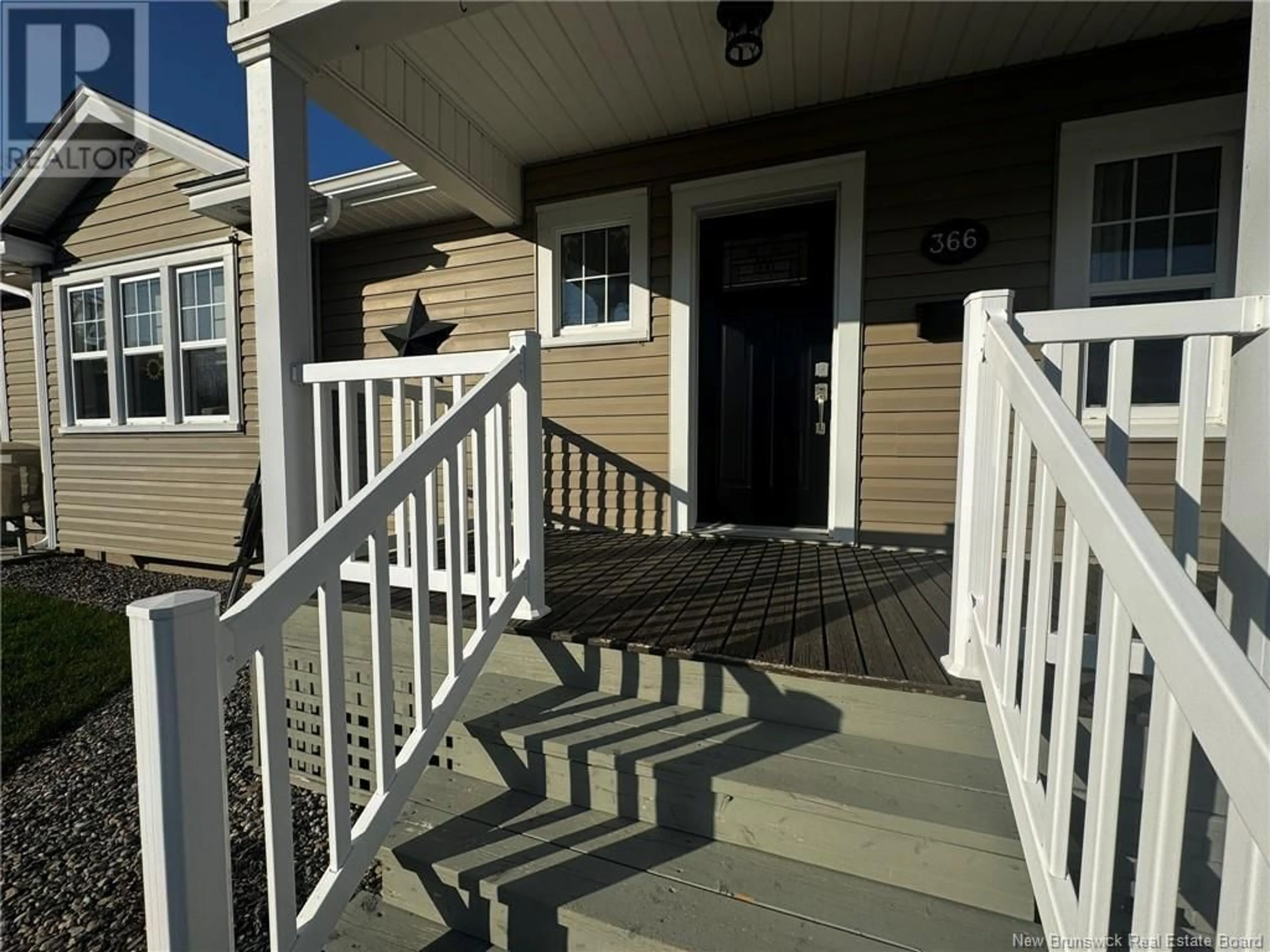 Home with vinyl exterior material, street for 366 GEORGE STREET, Miramichi New Brunswick E1V2S2