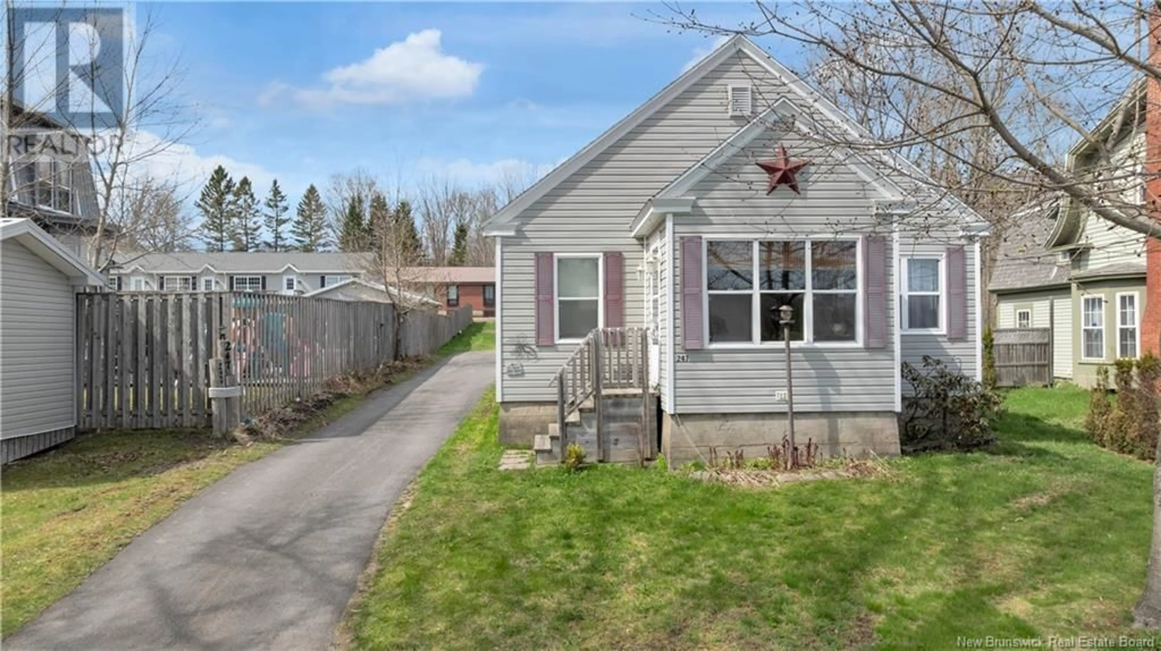 Unknown for 247 MILLTOWN BOULEVARD, St. Stephen New Brunswick E3L1H3