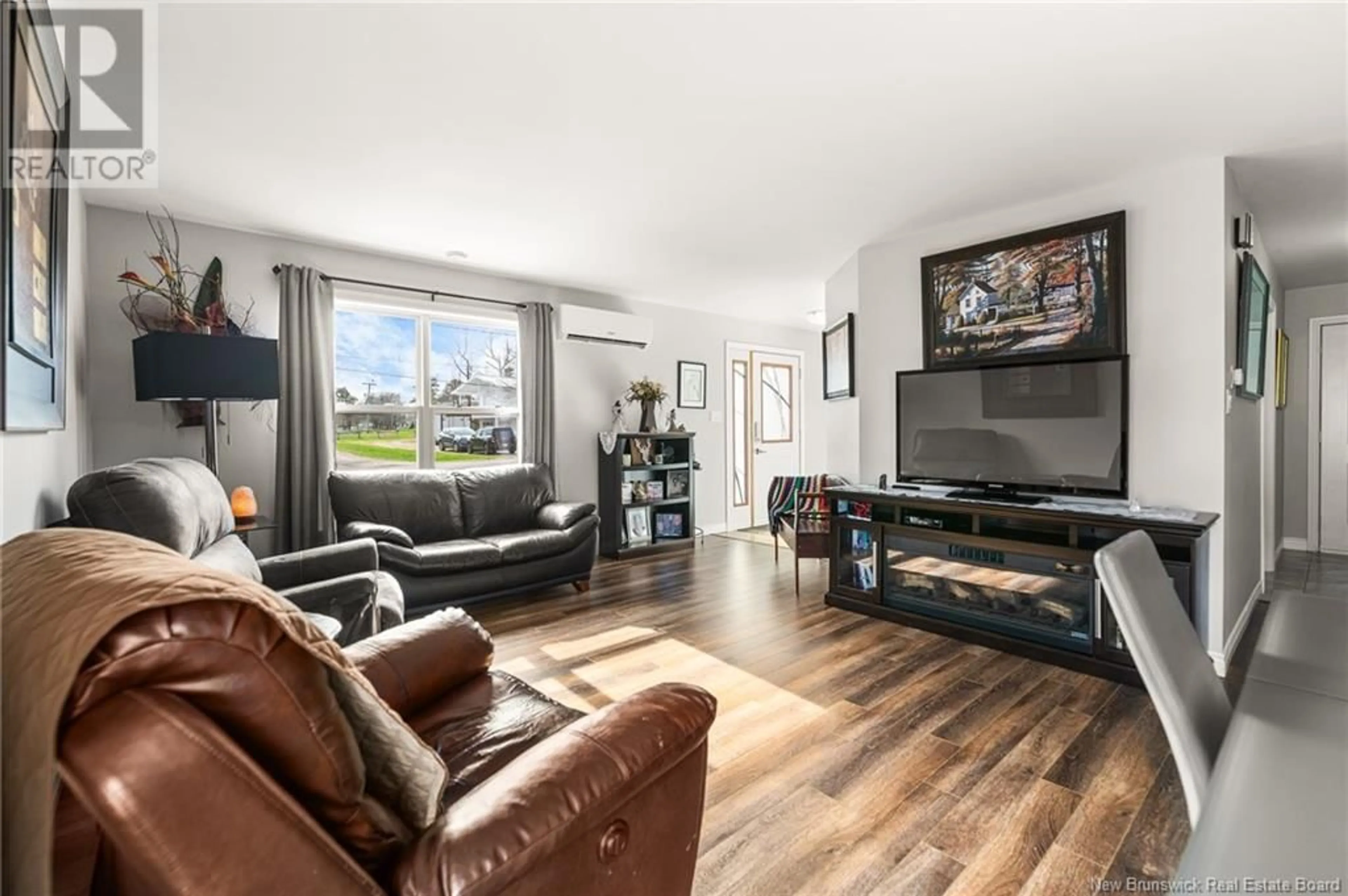 Living room with furniture, unknown for 39 FOREST STREET, Cap-Pelé New Brunswick E4N1T2