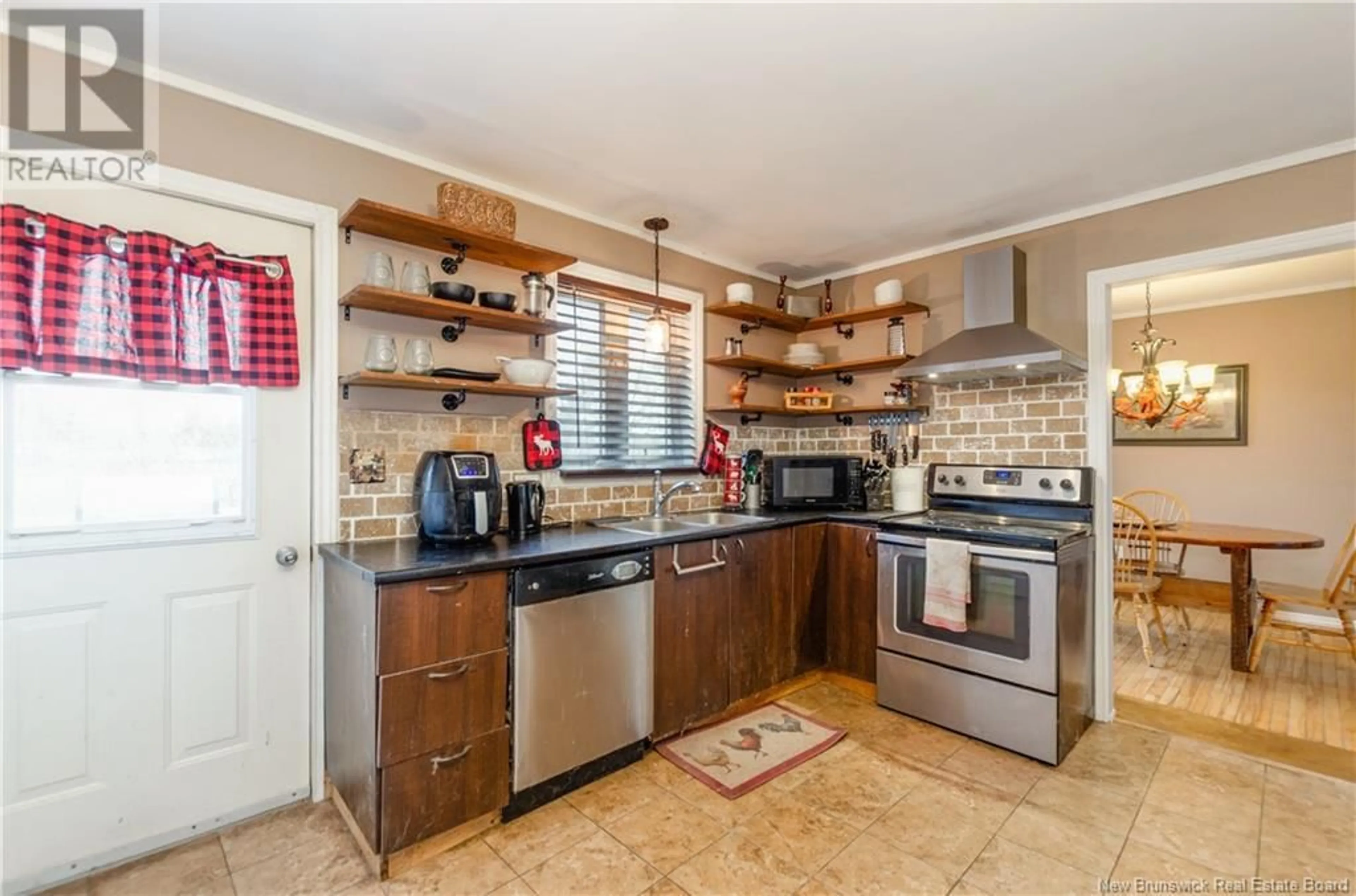 Standard kitchen, ceramic/tile floor for 35 KEEFE, Riverview New Brunswick E1B4E6